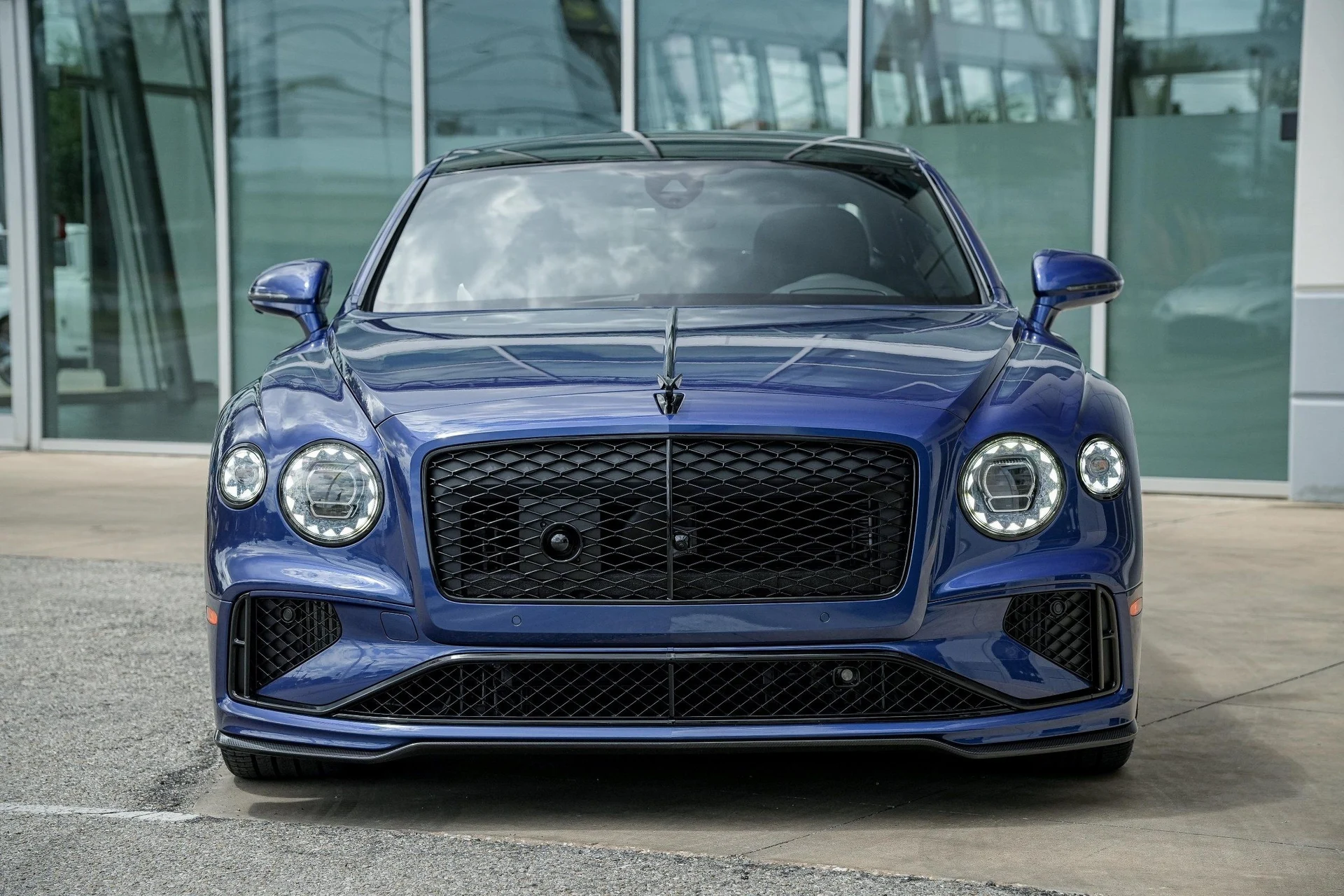 mph008_213930926_Hi_Tech_Luxury_Imports_LLC_SCBBP_6_ZG_0_SC_023385_image_8_d05f12b0e8