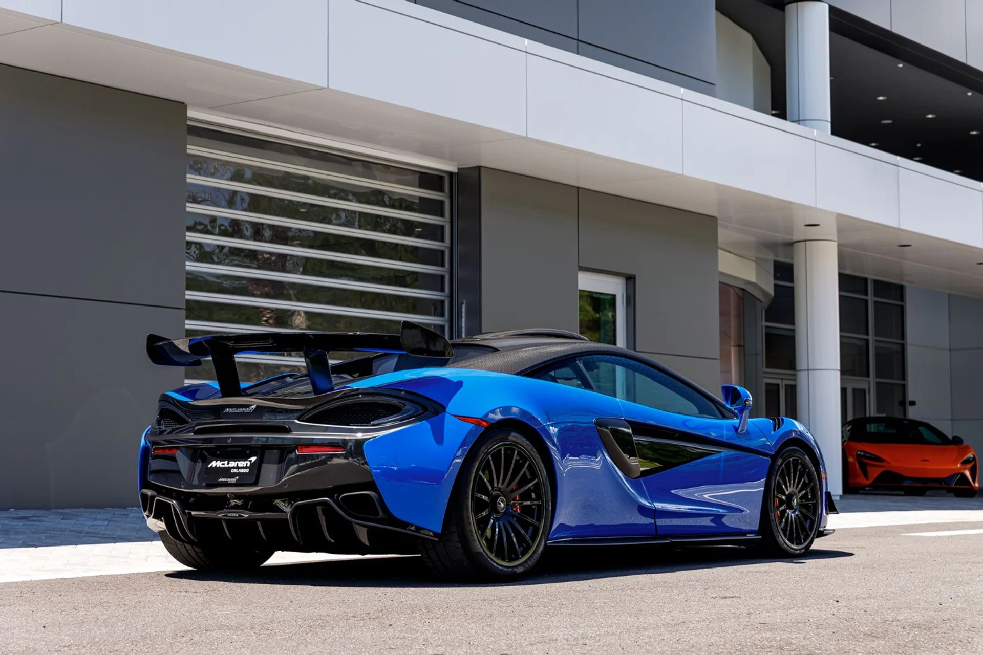 mph008_2154195047_Used_2020_Mc_Laren_620_R_9361b2cde4