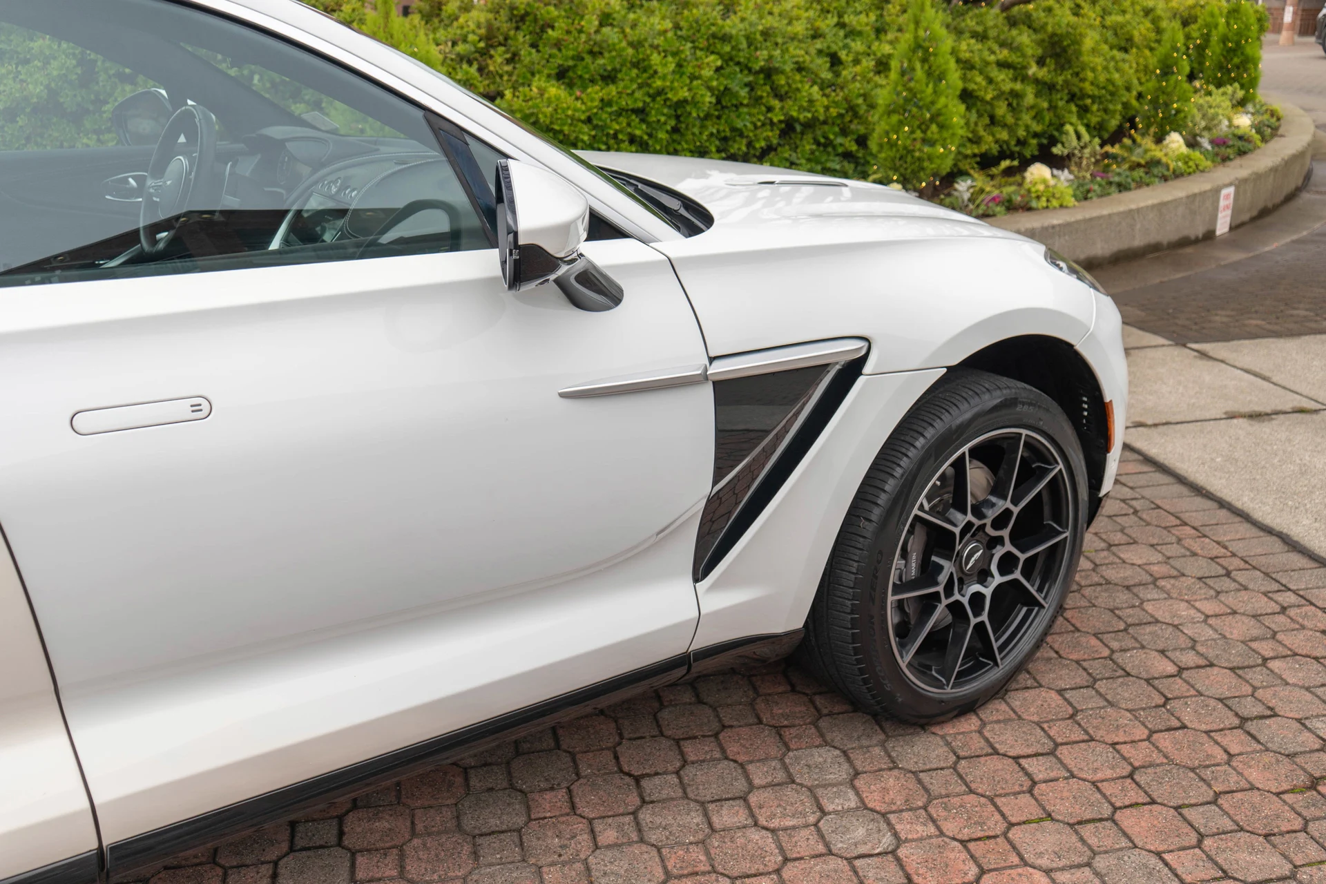 mph008_2165203497_9_96d418ac99