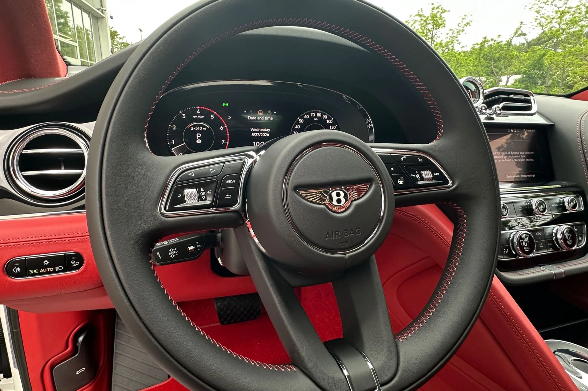 mph008_2169049659_New_2026_Bentley_Bentayga_1779967612_80ef9f0dc6