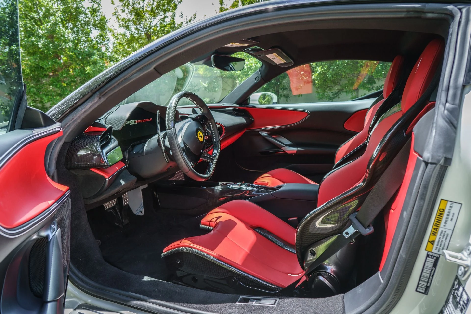 mph008_2170908898_Used_2023_Ferrari_SF_90_Stradale_1778270898_57289d2a9b