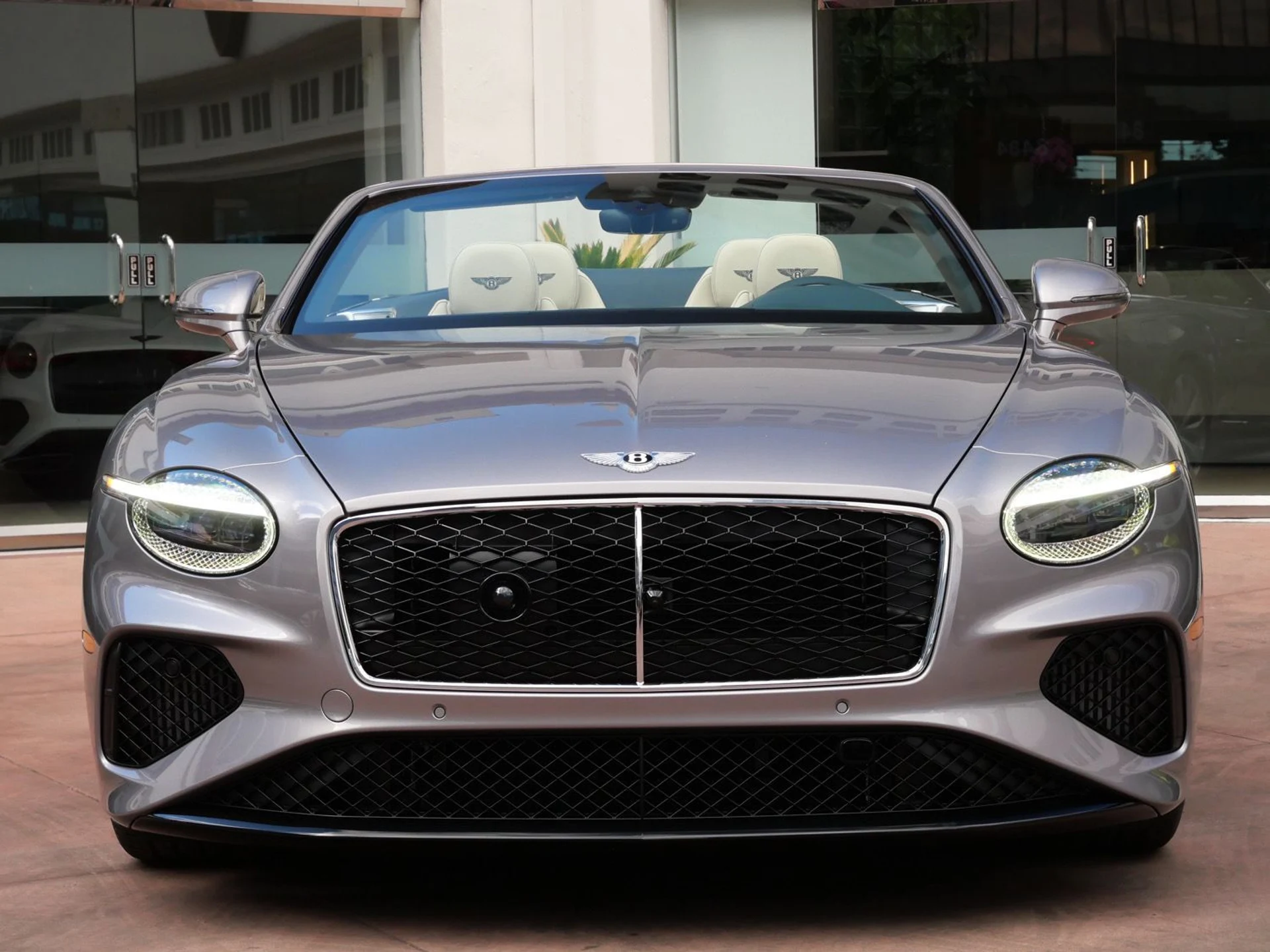 mph008_217587904_bba7e60071c8583b4c495fbde0c69172x_67eaf9b9cd