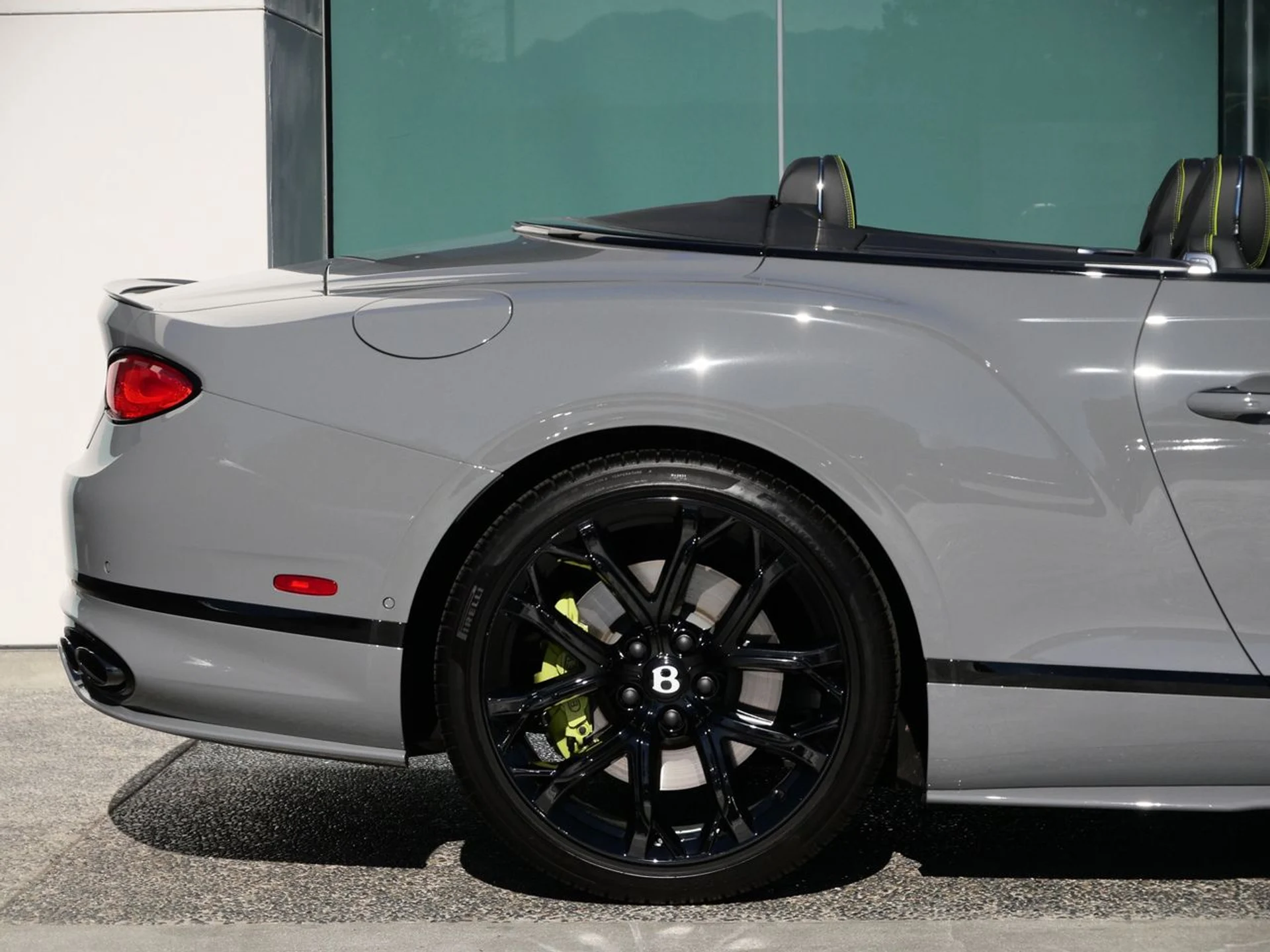 mph008_2177008405_8cac56a10dc37bb63d40155e0a9eebfex_30fbea5e23