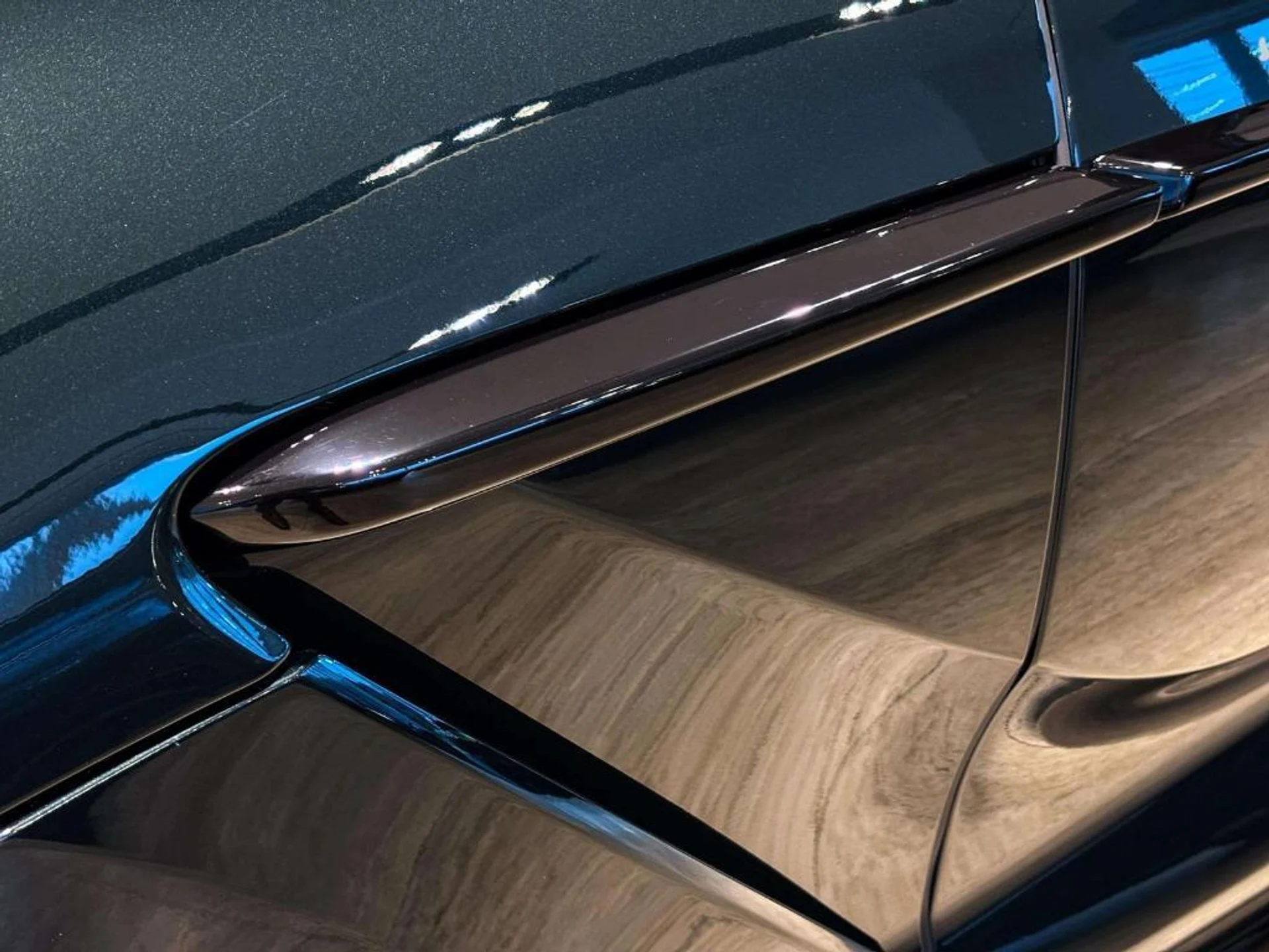 mph008_2180041402_N_O0qcb_C1uo_O_Uw_S_Yh_M_Su_UF_7yt5_Q_2f6d0c9d05