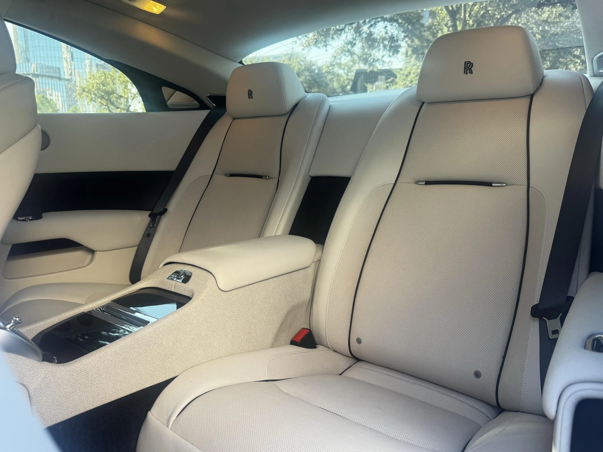 mph008_2186350143_470597553_69059195c26b447addcd6562_be3793c66f