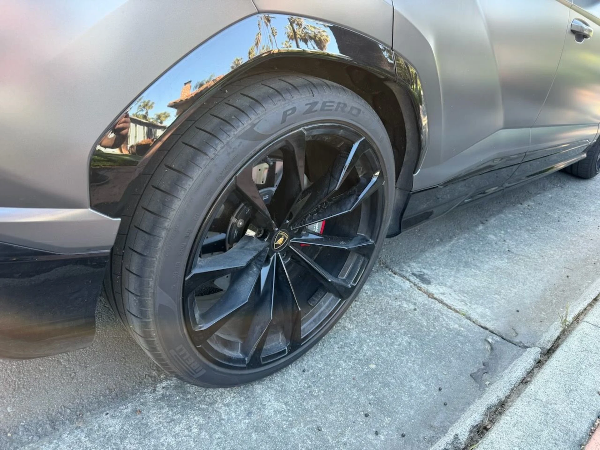 mph008_2188466708_Used_2022_Lamborghini_Urus_1773427835_12560ff1ed