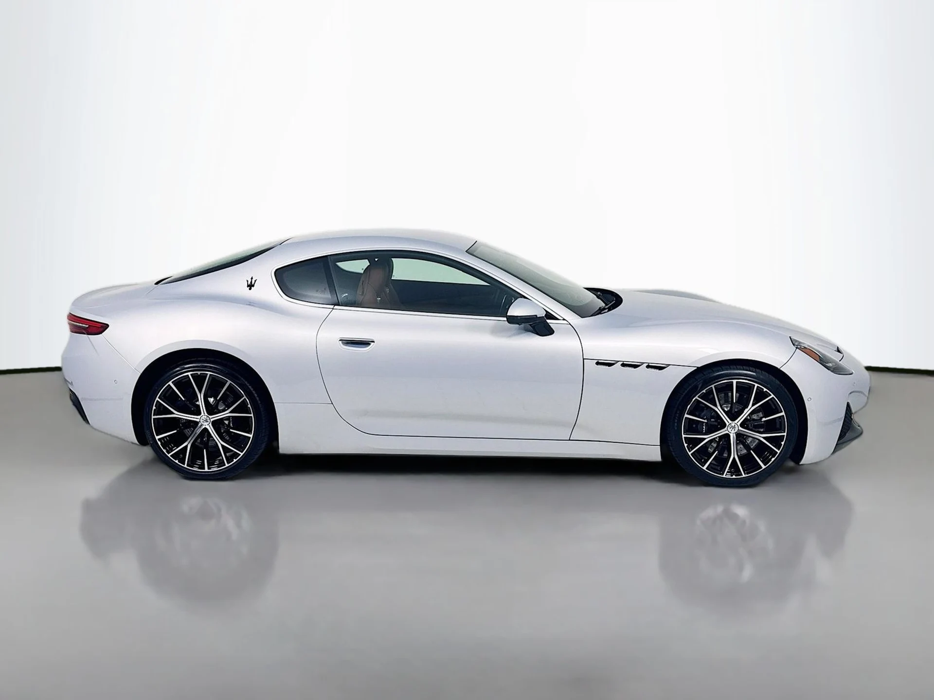 mph008_2191514235_d13097a154b15e81db8b4007531e6a7ax_1d547e138d