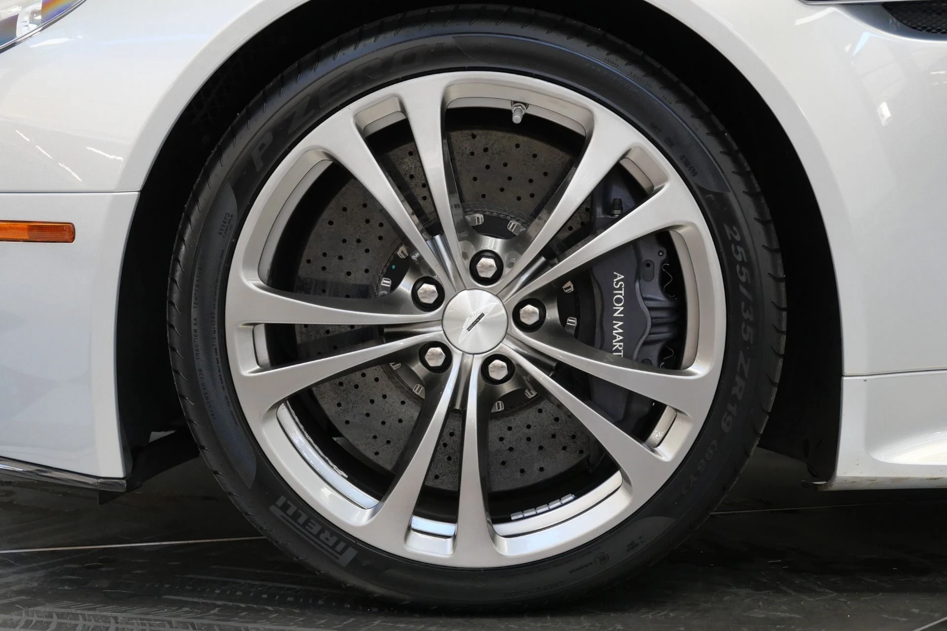 mph008_2206951576_Used_2017_Aston_Martin_Vantage_Roadster_7_Speed_Manual_Limited_1_of_100_for_the_USA_1765816519_c3d984f1ba