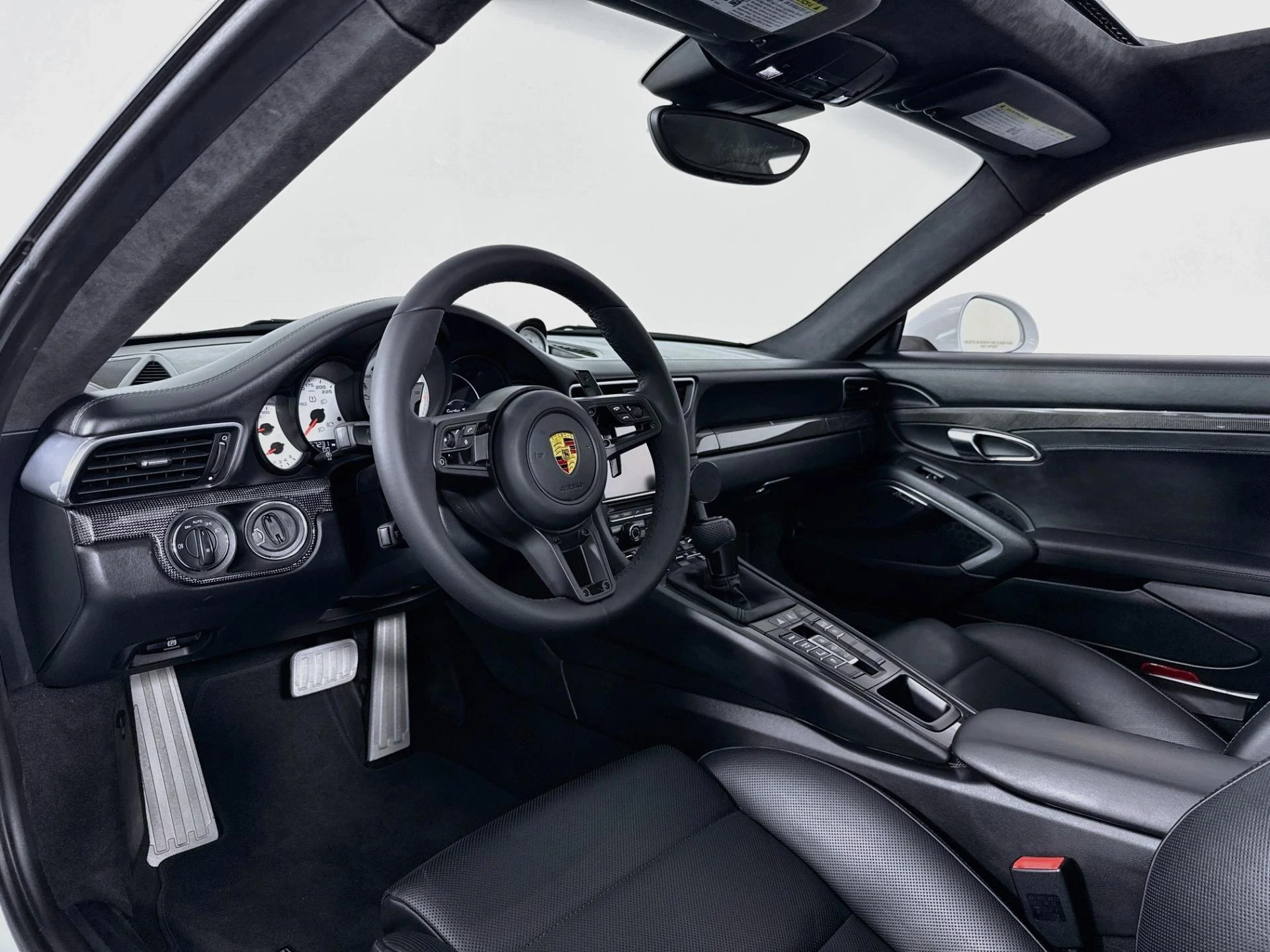 mph008_2213225432_Used_2014_Porsche_911_Turbo_S_1791570326_2a4abee704