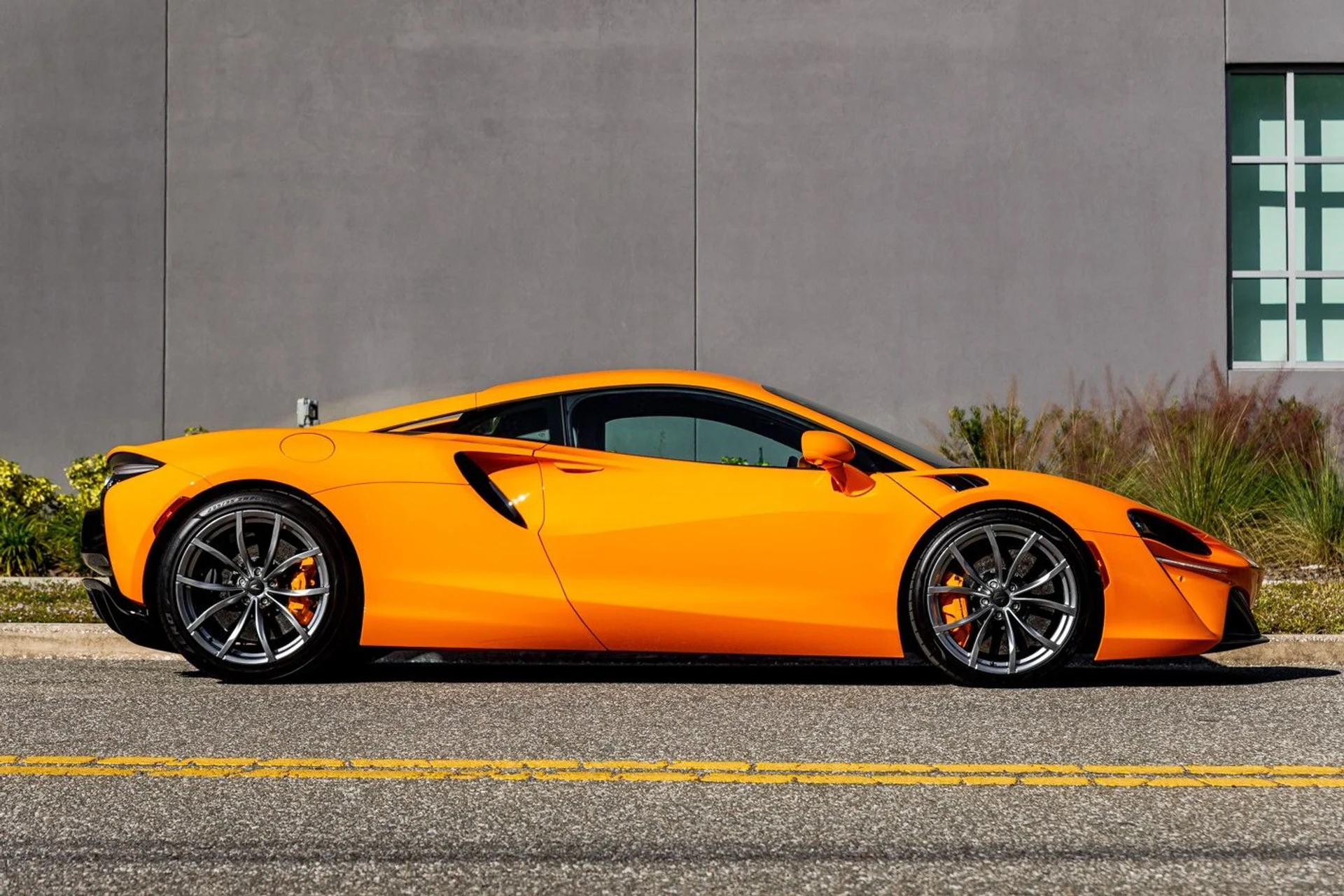 mph008_2215552614_617_p9_l_67d0ba55f9