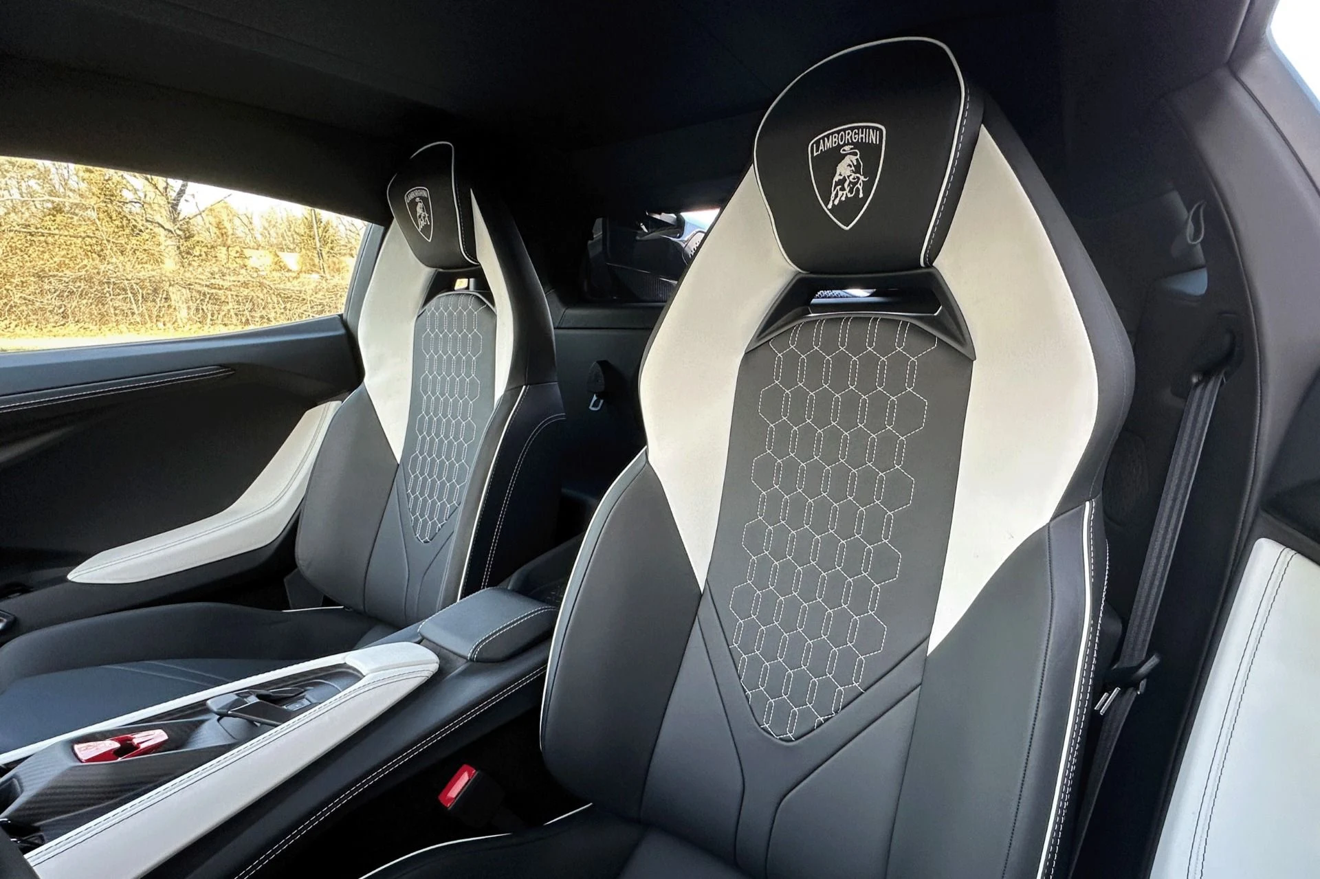 mph008_222040278_New_2026_Lamborghini_Revuelto_1765461439_c0496d3532