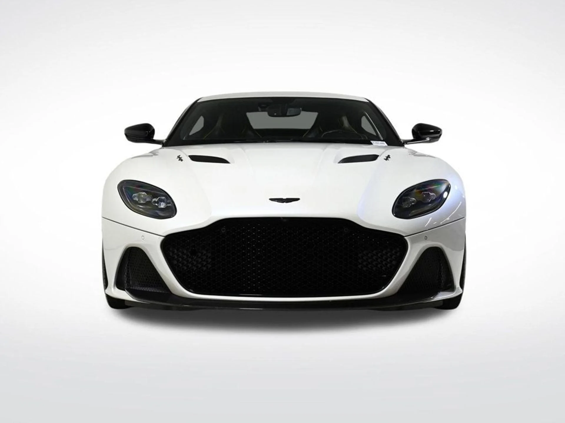 mph008_2223554548_used_2021_aston_martin_dbs_superleggera_11350_22941074_8_1024_8e3dac938a