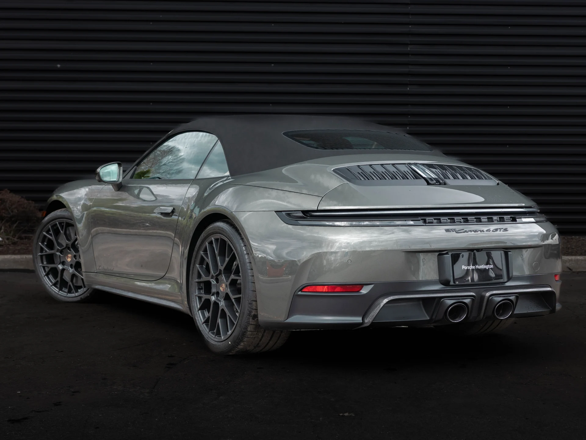 mph008_222684606_25ea57f7bcb84e6e27c339198de3f11d_22e746c222