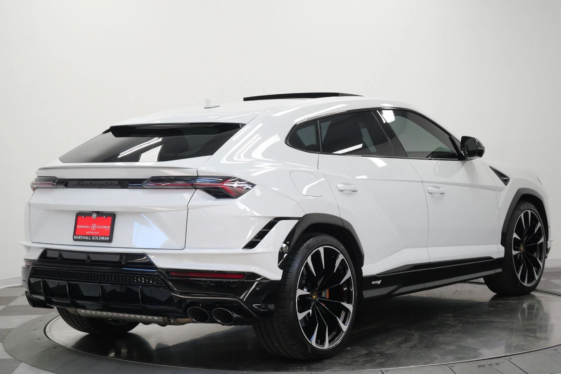 mph008_2230628998_Used_2023_Lamborghini_Urus_S_Very_Low_Miles_657_Horsepower_Bang_and_Olufsen_Audio_1781208380_1c8d7f158c