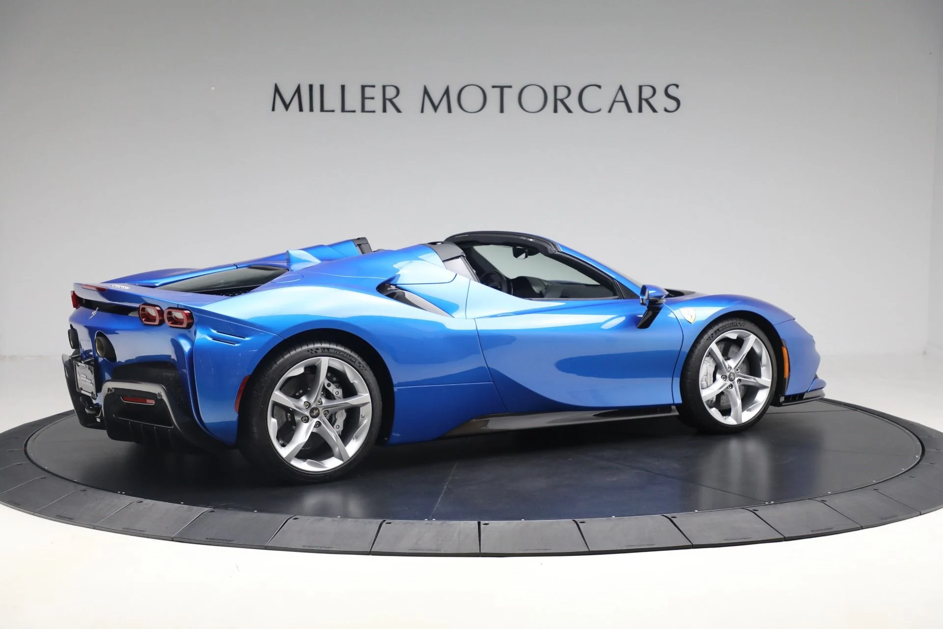 mph008_2234656290_Used_2024_Ferrari_SF_90_Spider_78a4ab00e7