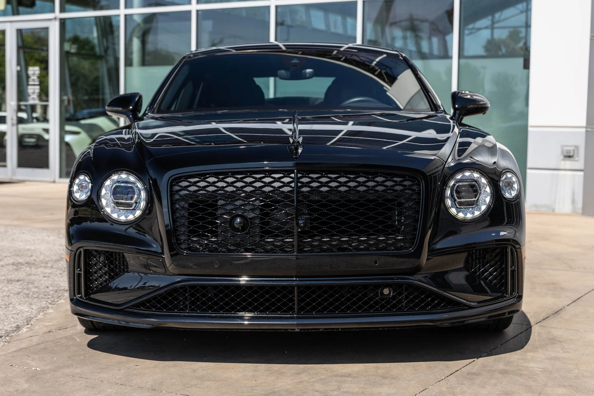 mph008_2239888295_Hi_Tech_Luxury_Imports_LLC_SCBBP_6_ZG_8_SC_022680_image_8_d782373521