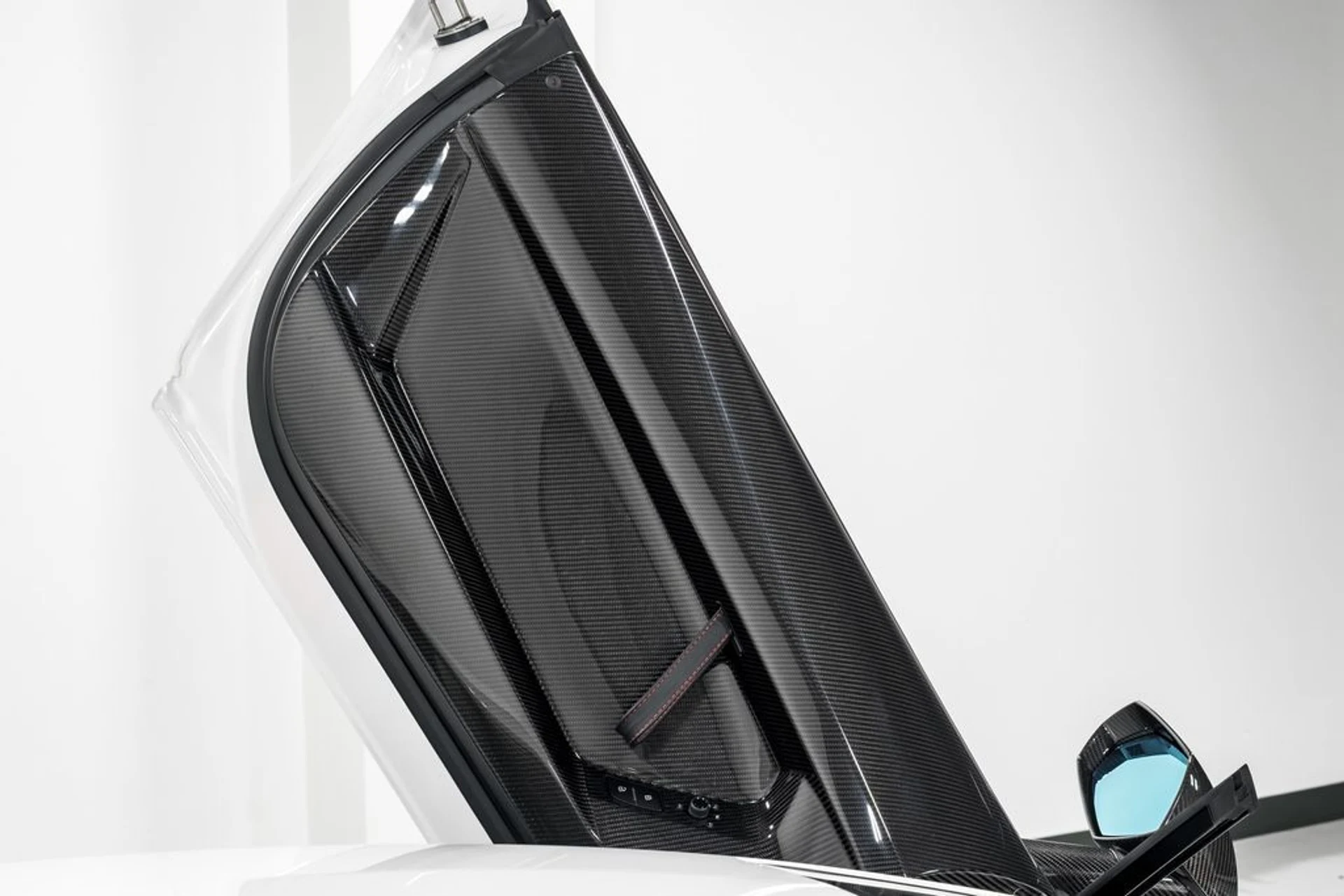 mph008_2244110832_b131e505f30943577d4a0d031ae515ccx_77869404f1