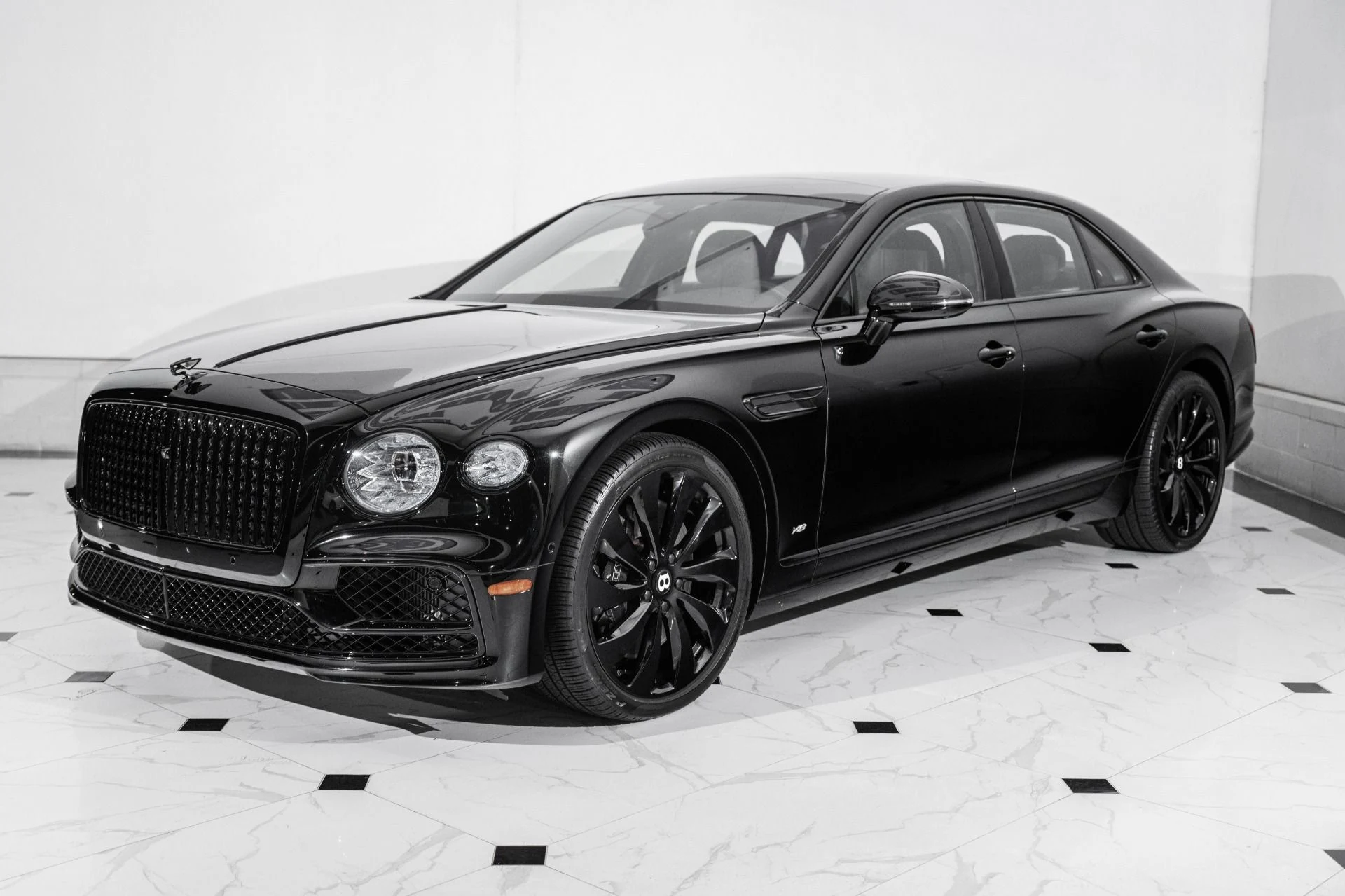 mph008_2250630958_Used_2022_Bentley_Flying_Spur_V8_1761057059_63c12facd4