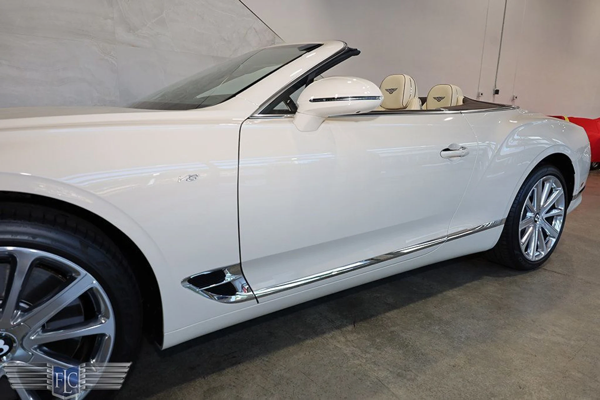 mph008_2257194920_used_2022_bentley_continental_gtcv8convertible_9689_23023913_9_1024_2973fbb211