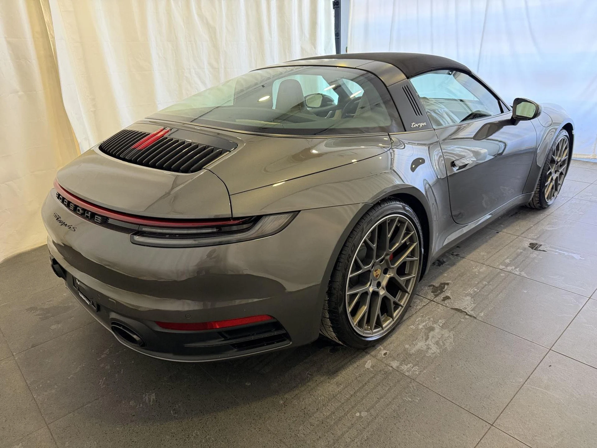 mph008_225733731_80885aa4093574d5f675e7b976f0b19ex_7d2716ad55