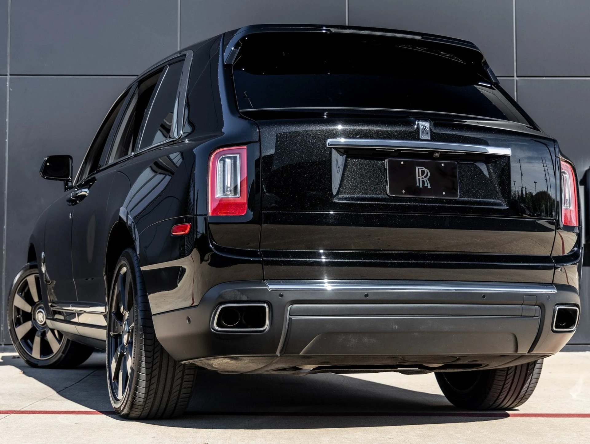 mph008_2261456839_9_649fb9054b