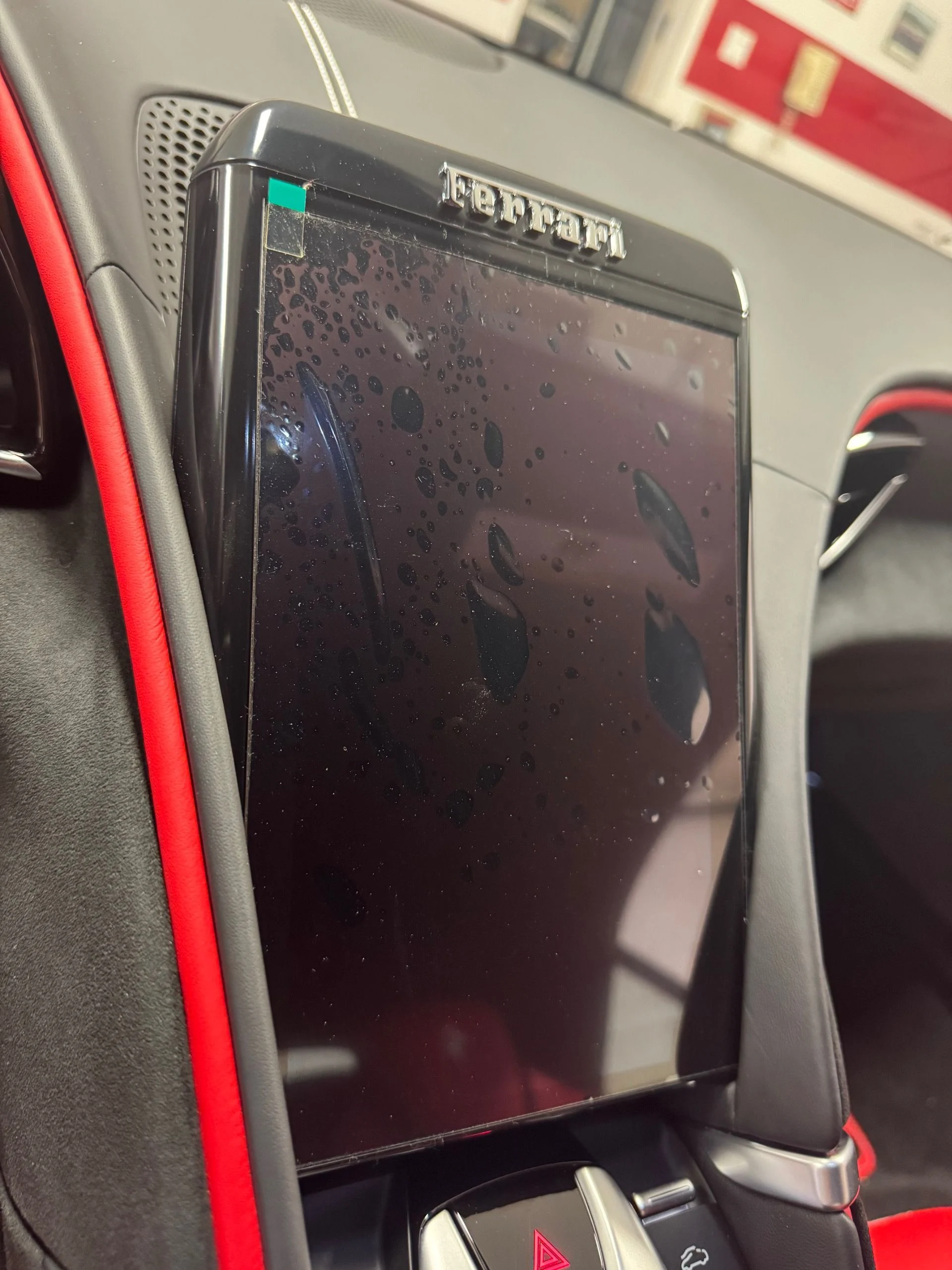mph008_2262692682_Used_2025_Ferrari_Roma_Spider_1754506248_fae4373fe4