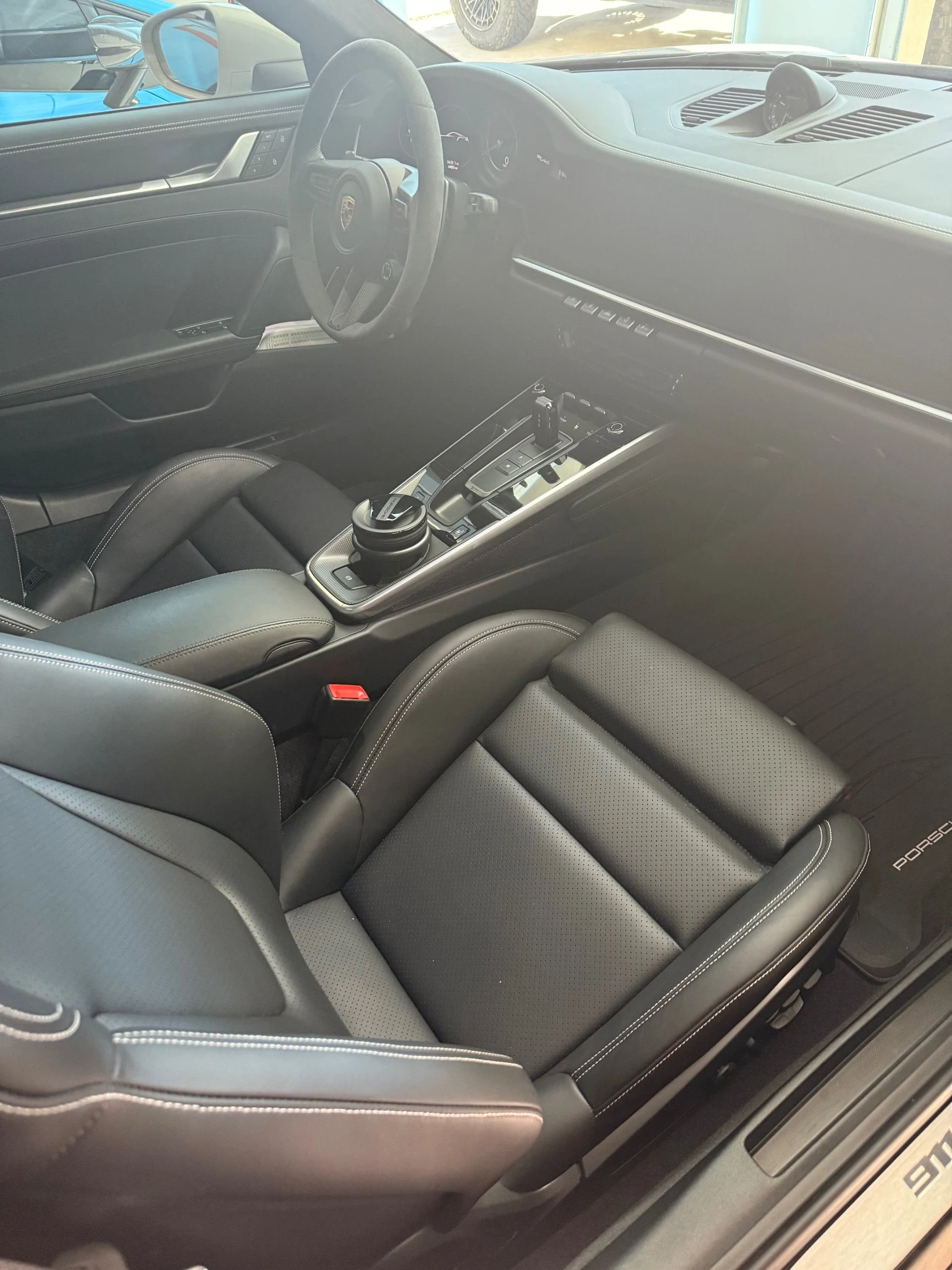 mph008_2265313057_Used_2023_Porsche_911_Turbo_S_1753810038_1ed24b62ce