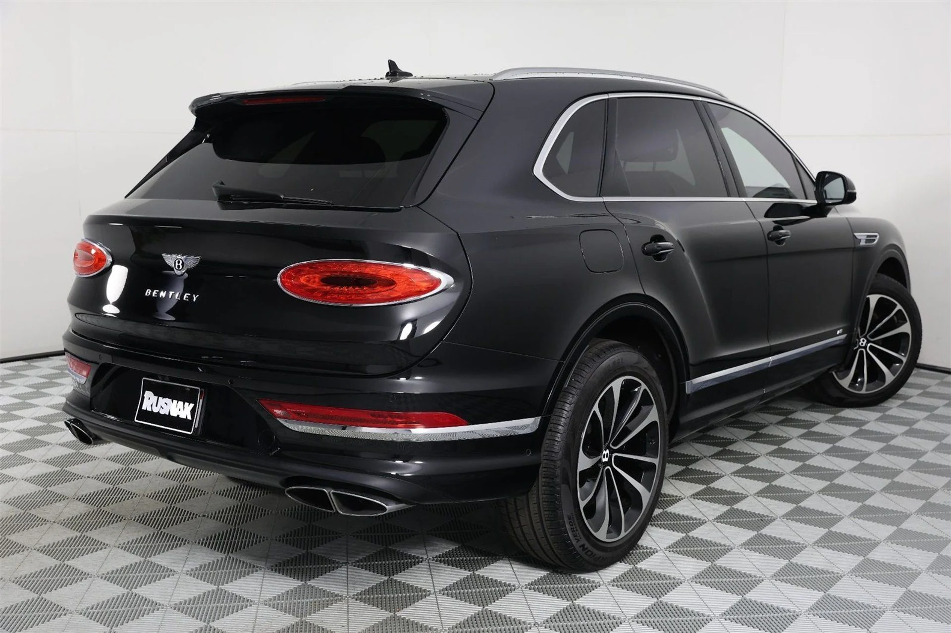 mph008_2267109704_b166329a50db695edc06300251c18221_2877d4a047