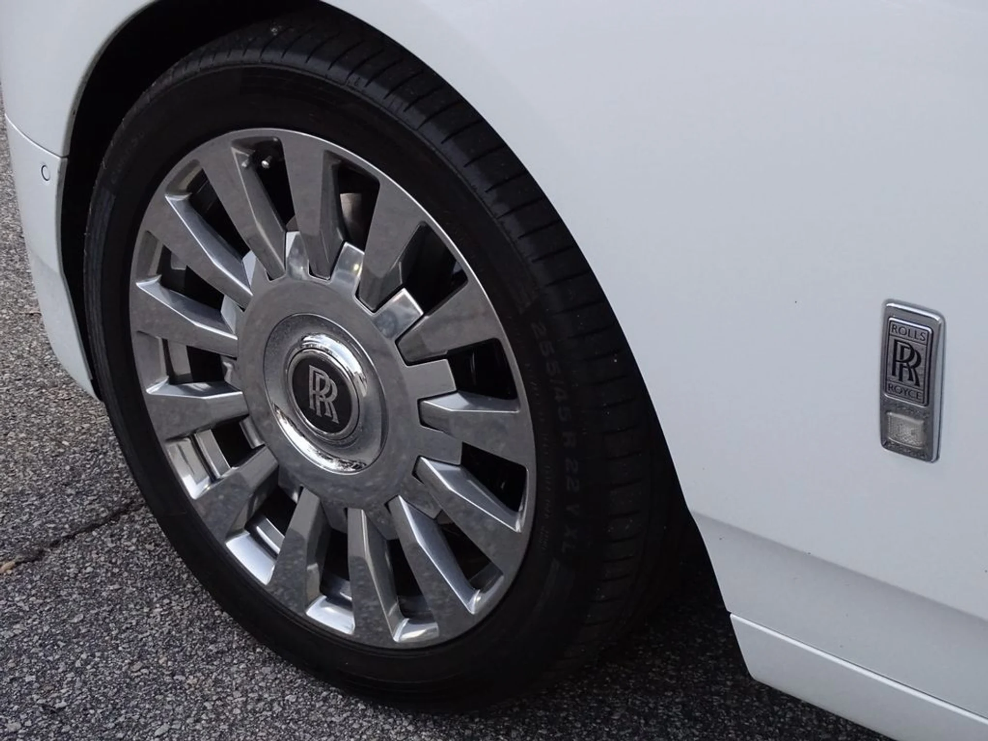 mph008_2270545147_9d8384c90ca3631e9159e22480bff8f4x_e520012a70