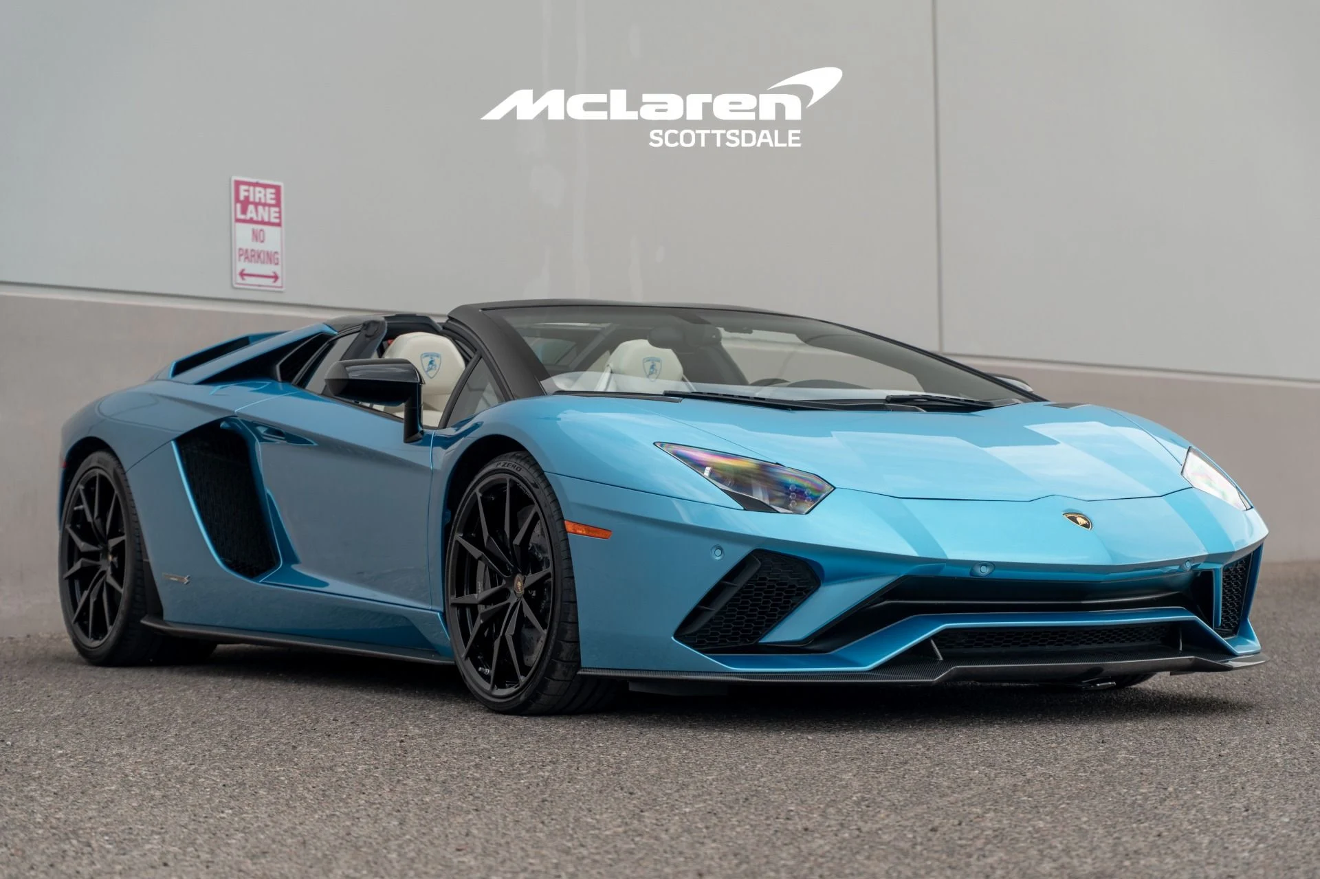mph008_2271075286_Used_2019_LAMBORGHINI_AVENTADOR_1790281306_50e2456346