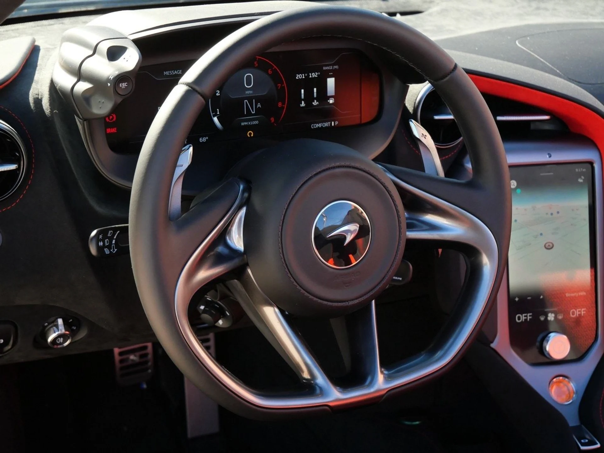 mph008_2273544232_de0ed47f1cdbe8b62ff33477027d1312x_b96ad7a9f9