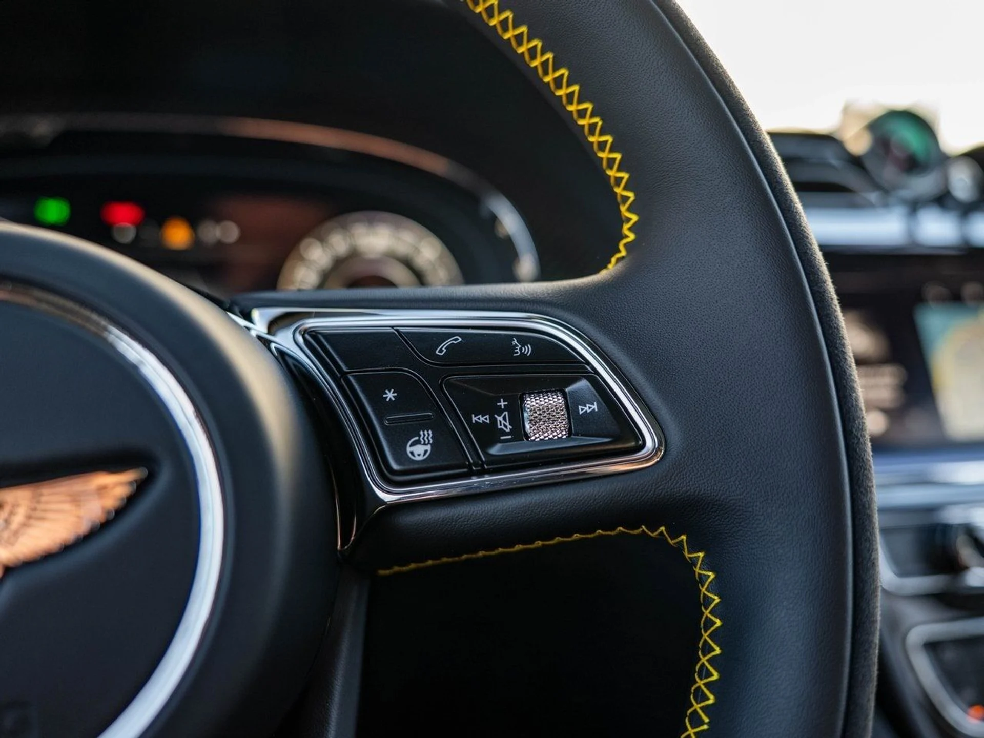 mph008_227586337_c4de324cc40082555d149a8bba370434x_44b0a4b46e