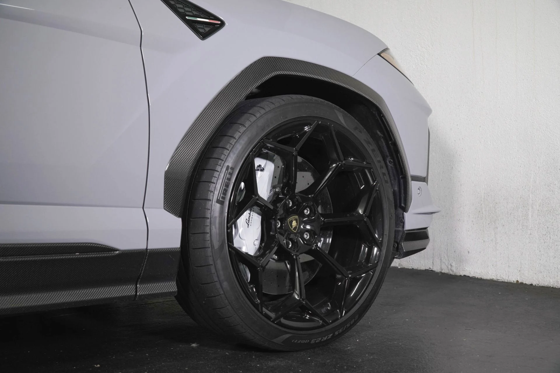 mph008_2277594043_Used_2024_Lamborghini_Urus_Performante_1788675841_ee0ac28566