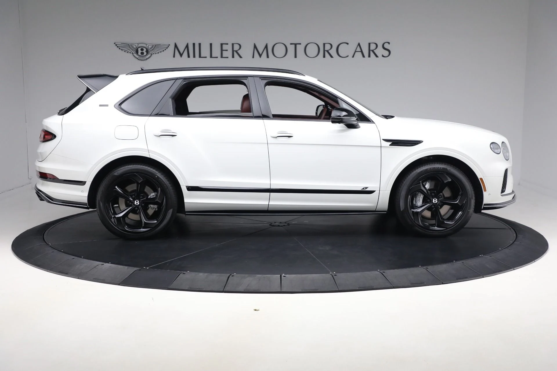 mph008_2280495052_Used_2025_Bentley_Bentayga_S_Black_Edition_5a76a45817