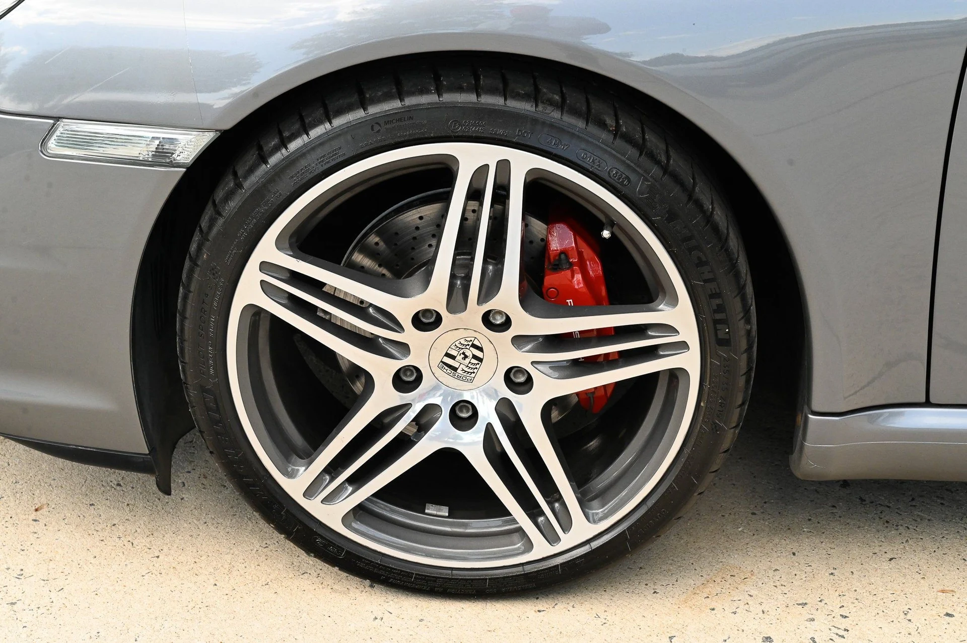 mph008_2281731576_04df37854a4d4e94b880eb3e7ea7717b_e37bc0aac9