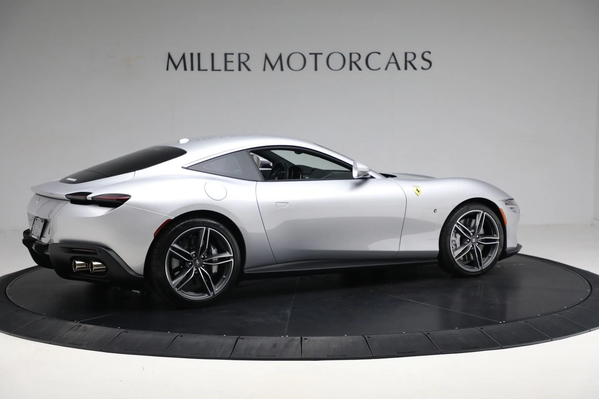 mph008_2283073571_Used_2021_Ferrari_Roma_171d2eafa0