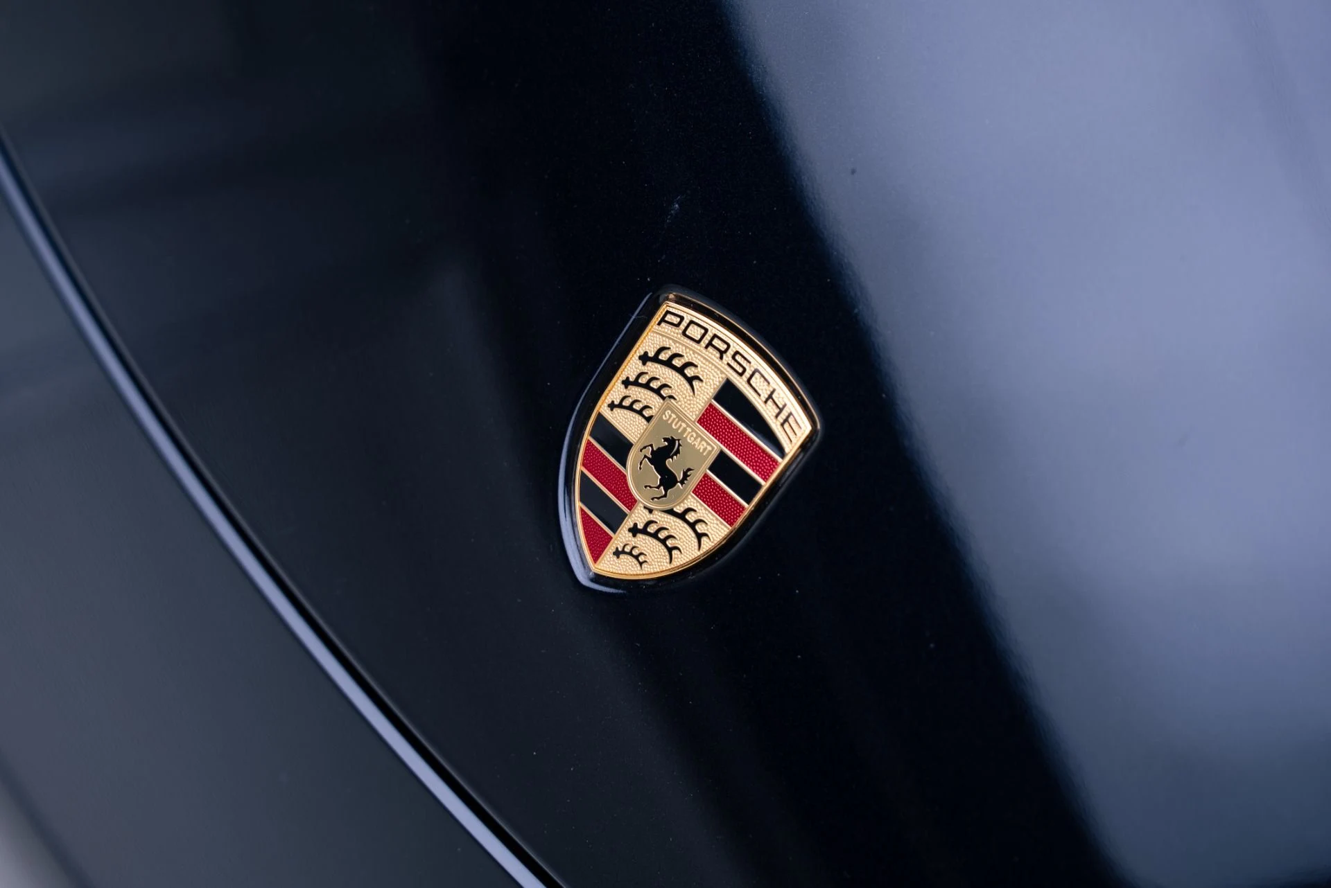 mph008_2285305490_Used_2018_Porsche_911_Targa_4_S_1767827932_cb3233b7e7