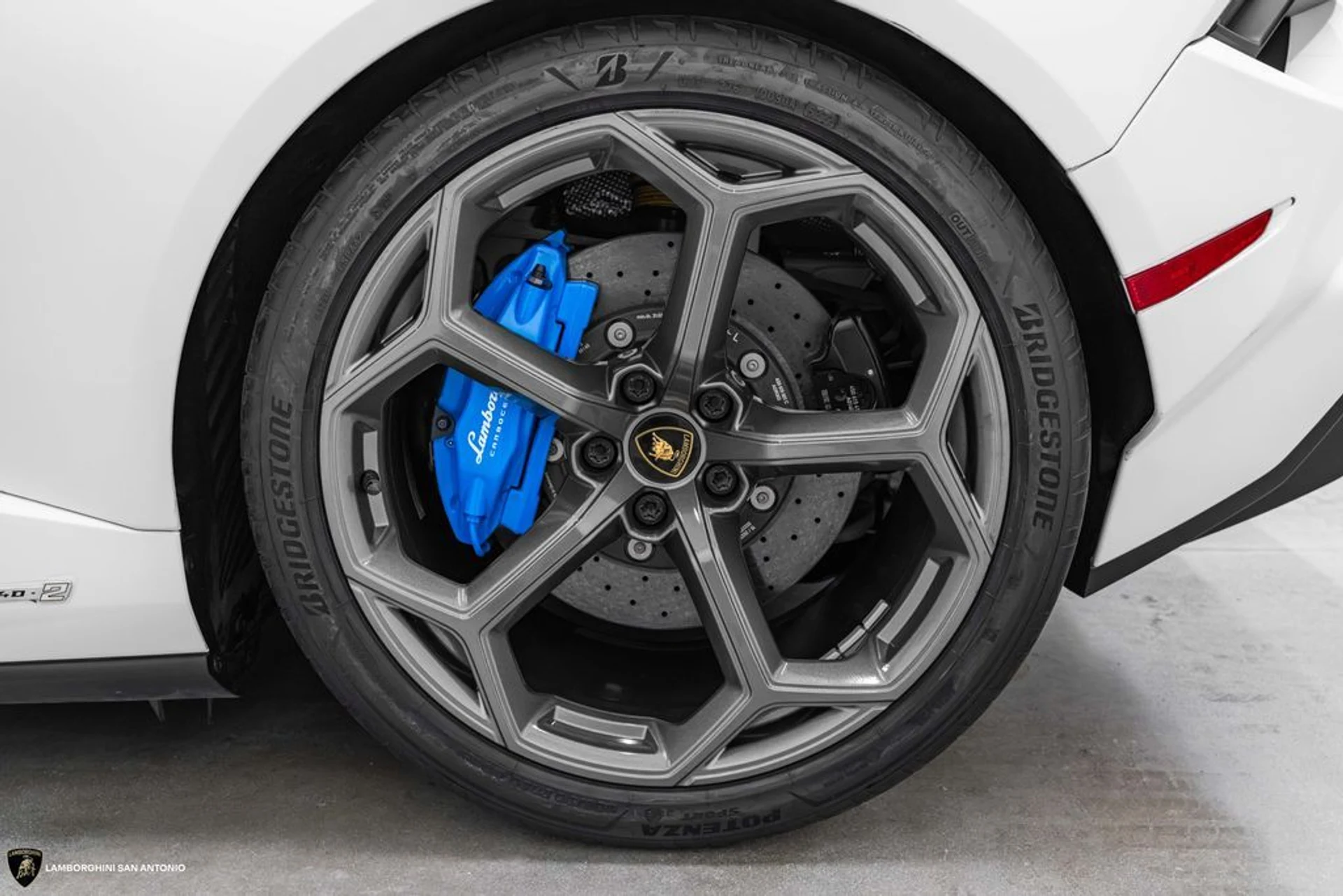 mph008_2297945138_ccff11d73f5187740d1c157502e4ee0fx_30982a4863