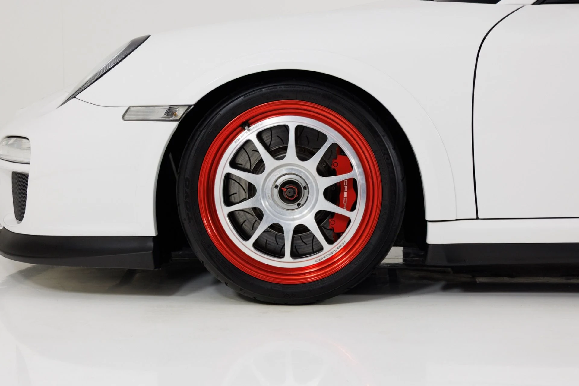 mph008_2303722785_Used_2011_Porsche_911_GT_3_RS_1784218523_6a633f5988