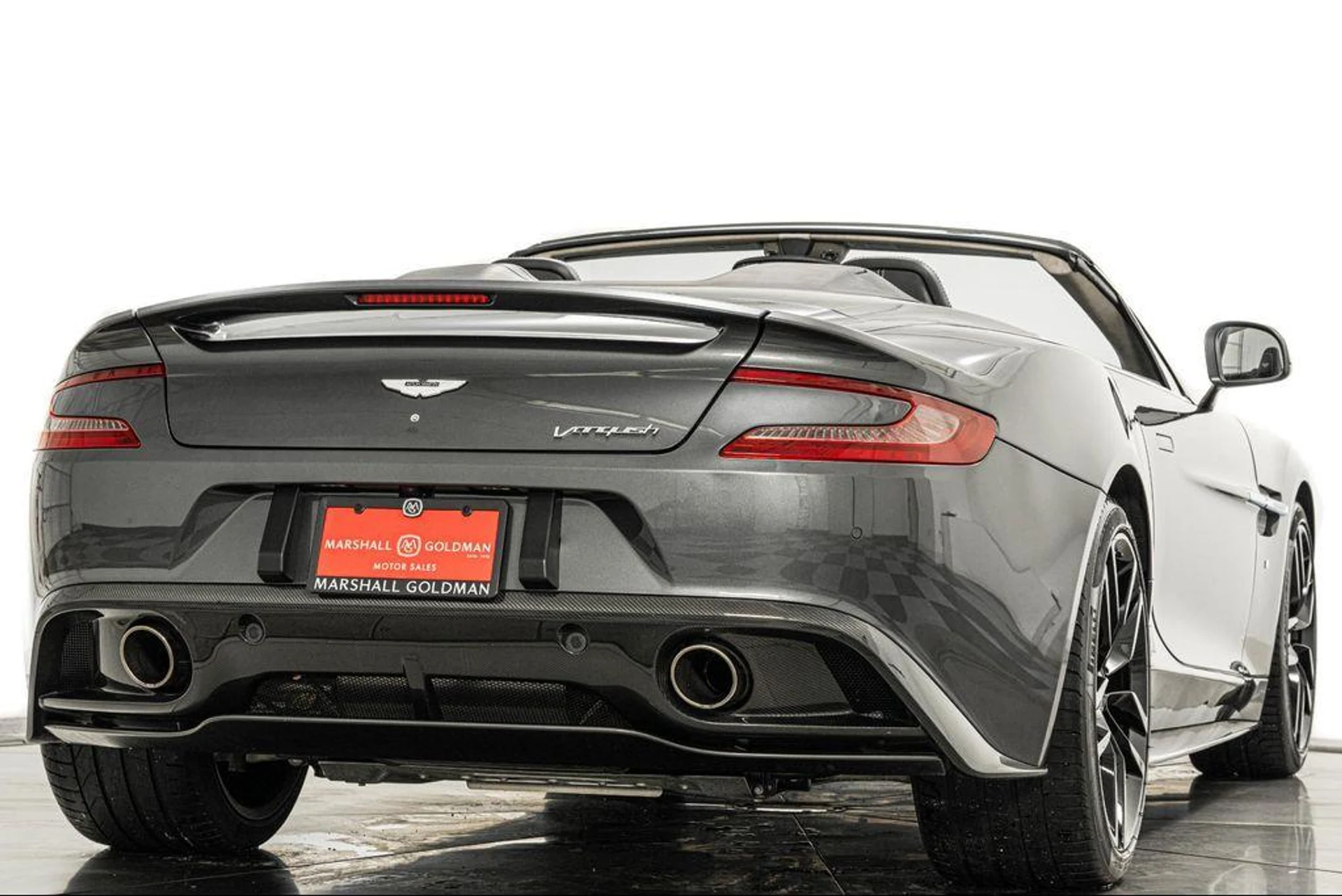 mph008_2304754433_m_D_s_Csqg_Gku_D4_Xc_T_Q9k_Kgbp_E_Ls_62d5f1baca