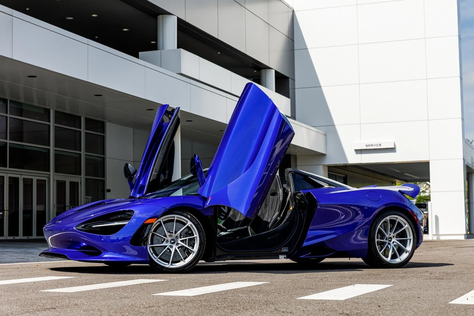 mph008_2305338416_590_p9_l_560ab648ff