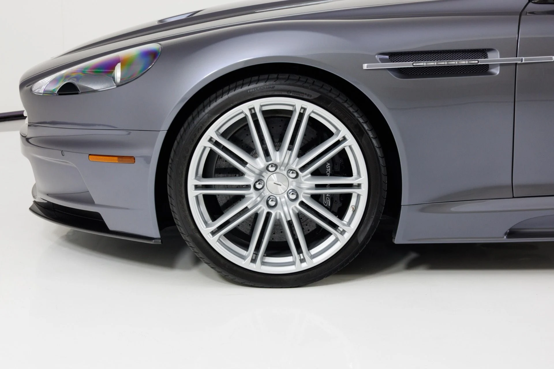 mph008_2307065642_Used_2010_Aston_Martin_DBS_1792190090_34c1b01ea1
