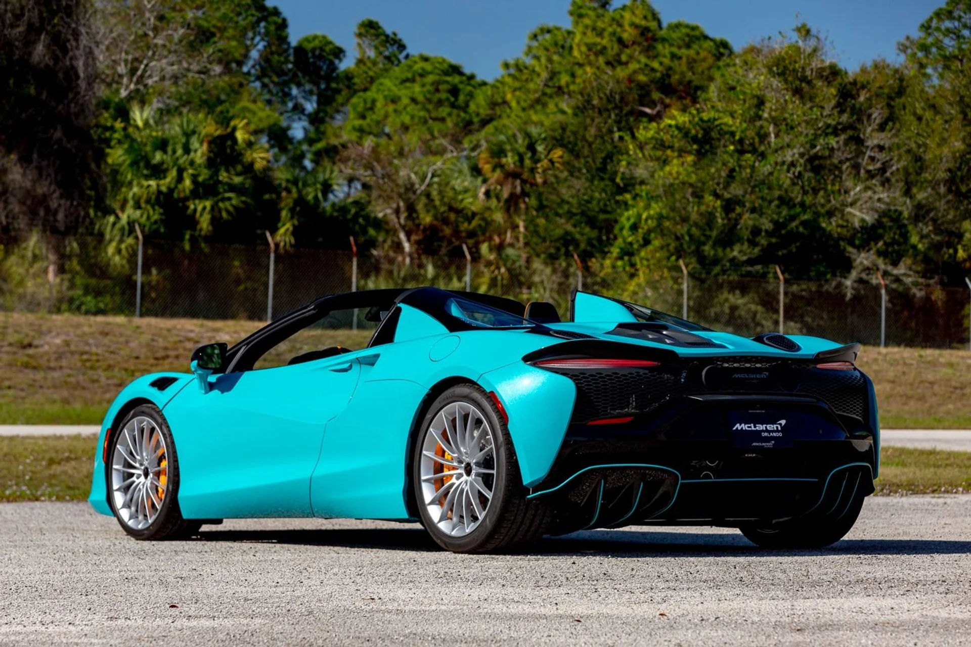 mph008_2308986292_New_2025_Mc_Laren_Artura_Spider_Performance_5a61b302a1