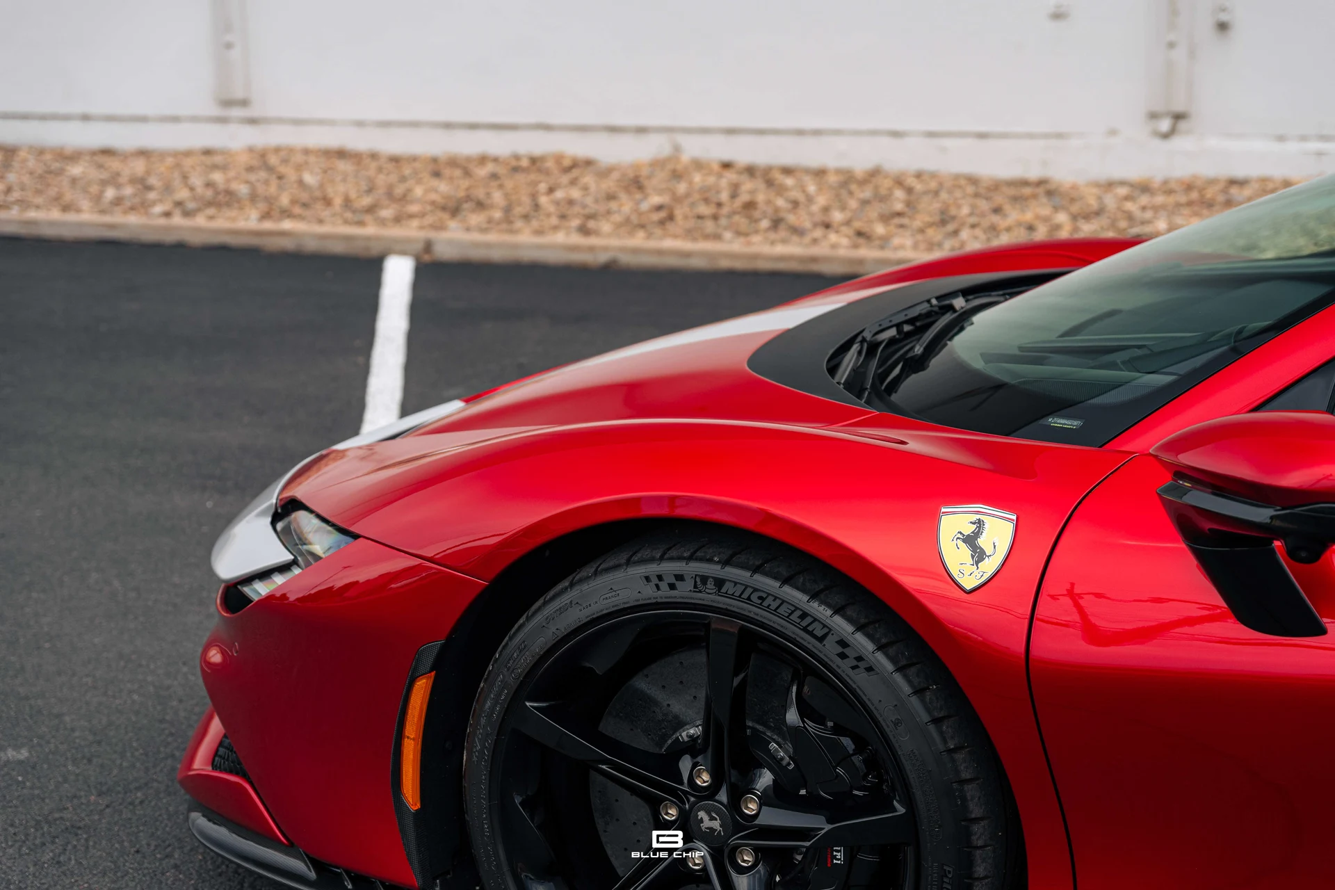 mph008_2311127643_6a6a8569ec8de8dd8052c223_23796_202025_20_Ferrari_20_SF_90_20_Spider_20_Roso_20_Magma_09_50b84177ae