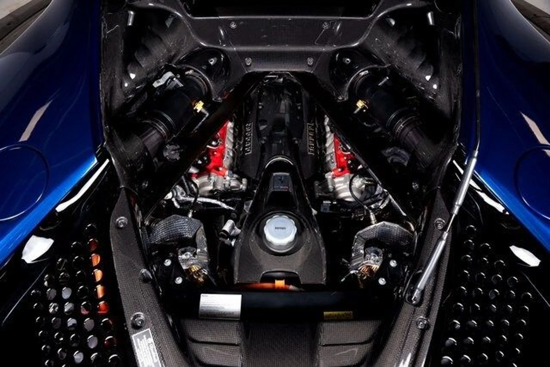 mph008_2323328341_c070296eb2beb8533e03bb55f1a7c189x_41f61d2157