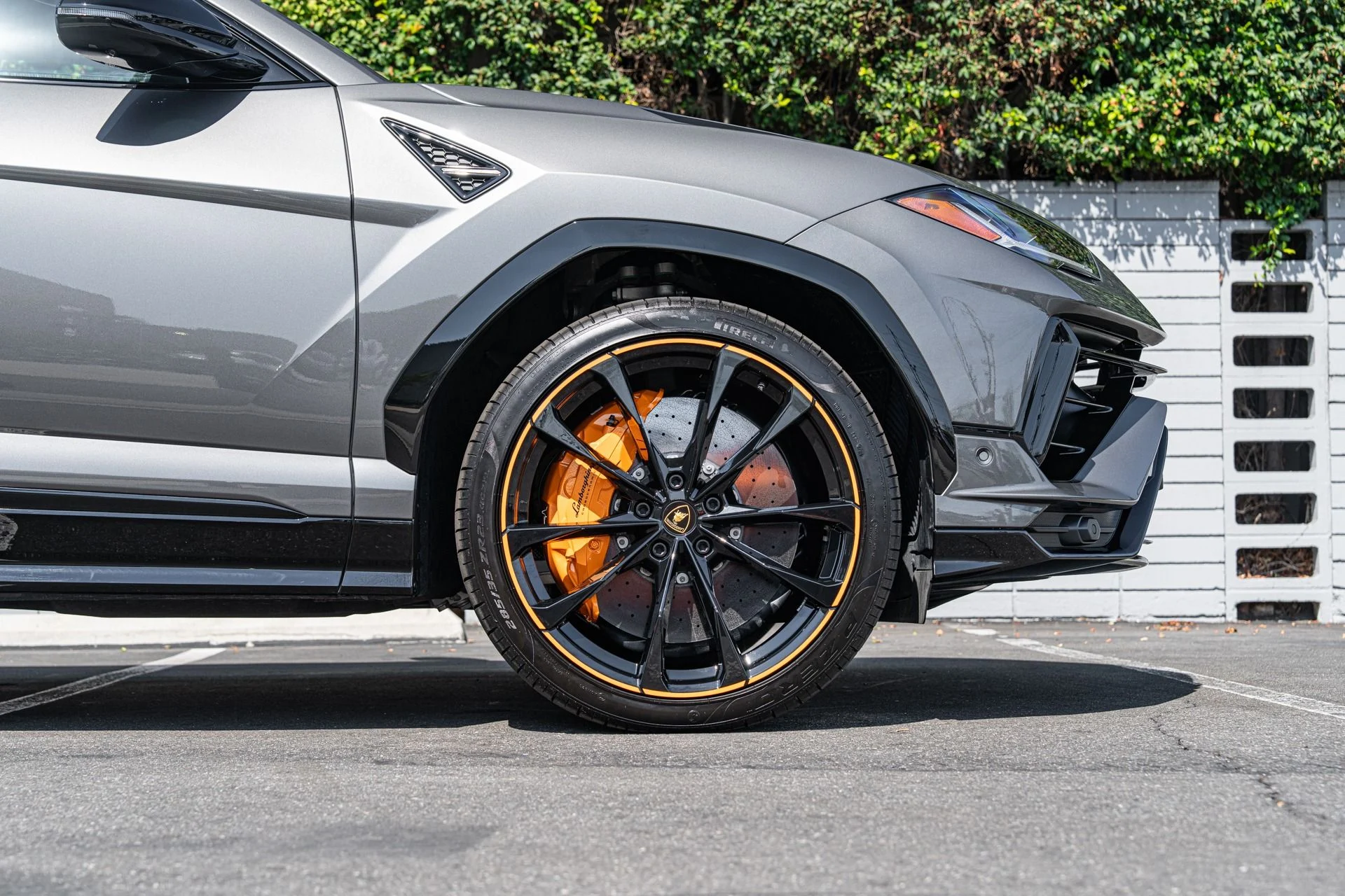 mph008_2323900854_Used_2024_Lamborghini_Urus_S_1755026164_36af483dc9