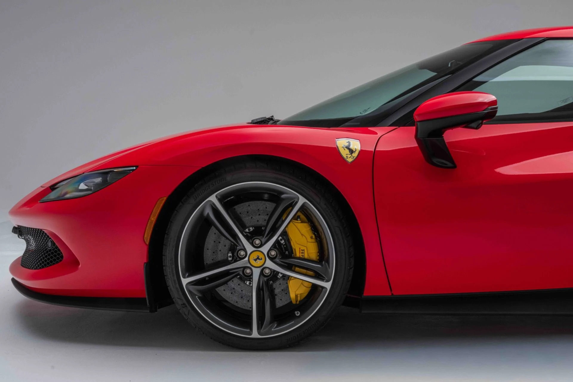 mph008_2326553082_Used_2025_Ferrari_296_GTB_1774025091_db8aa0c996