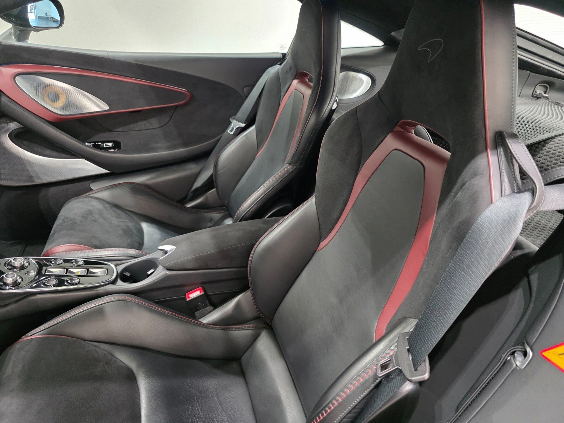 mph008_2330095498_e87bb6ee0d51658e5d702f2689ce35d0_4ab67bf6d4