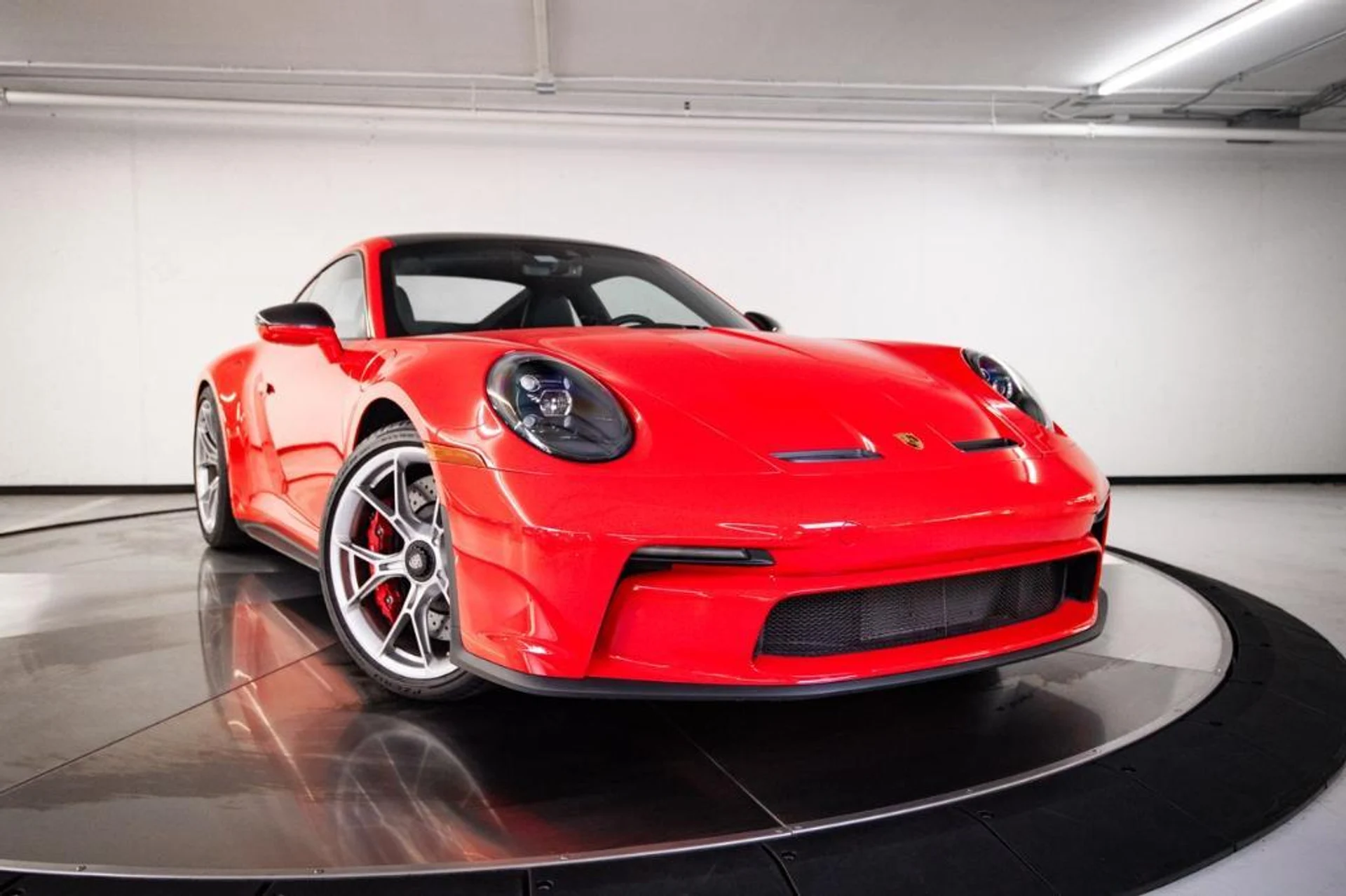 mph008_2330943737_MZ_Dvb_H_Szh_Ovrk_Ugb4v_Q5_K_Gxfat_U_5db5c3e8d0