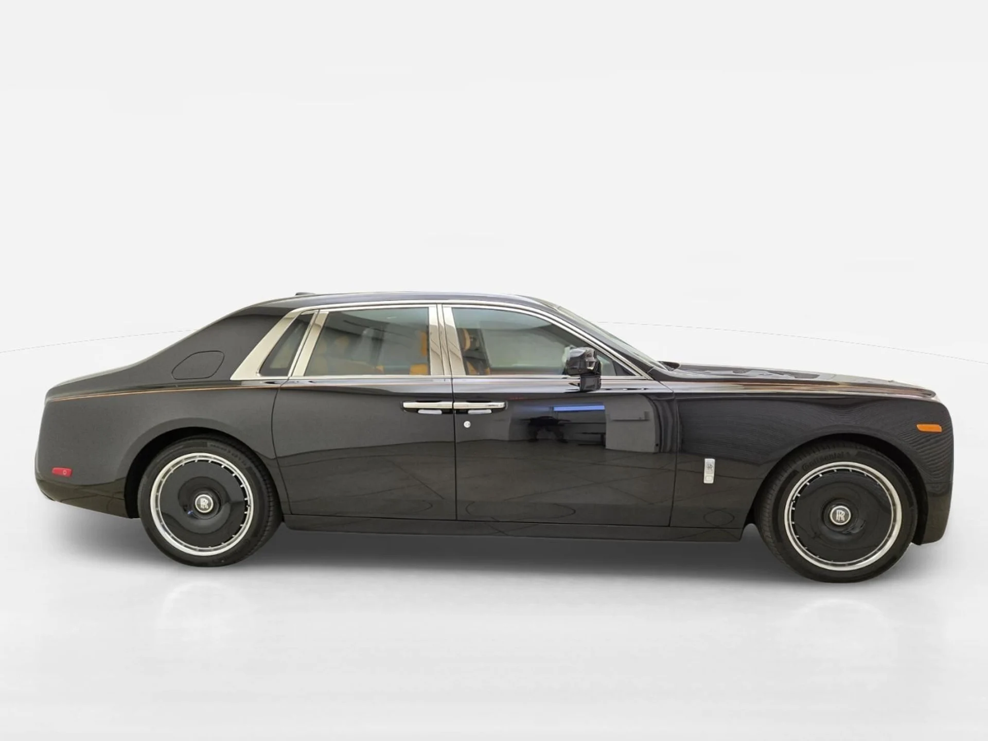mph008_2335588876_New_2027_Rolls_Royce_Phantom_1793078063_a17c2bb610